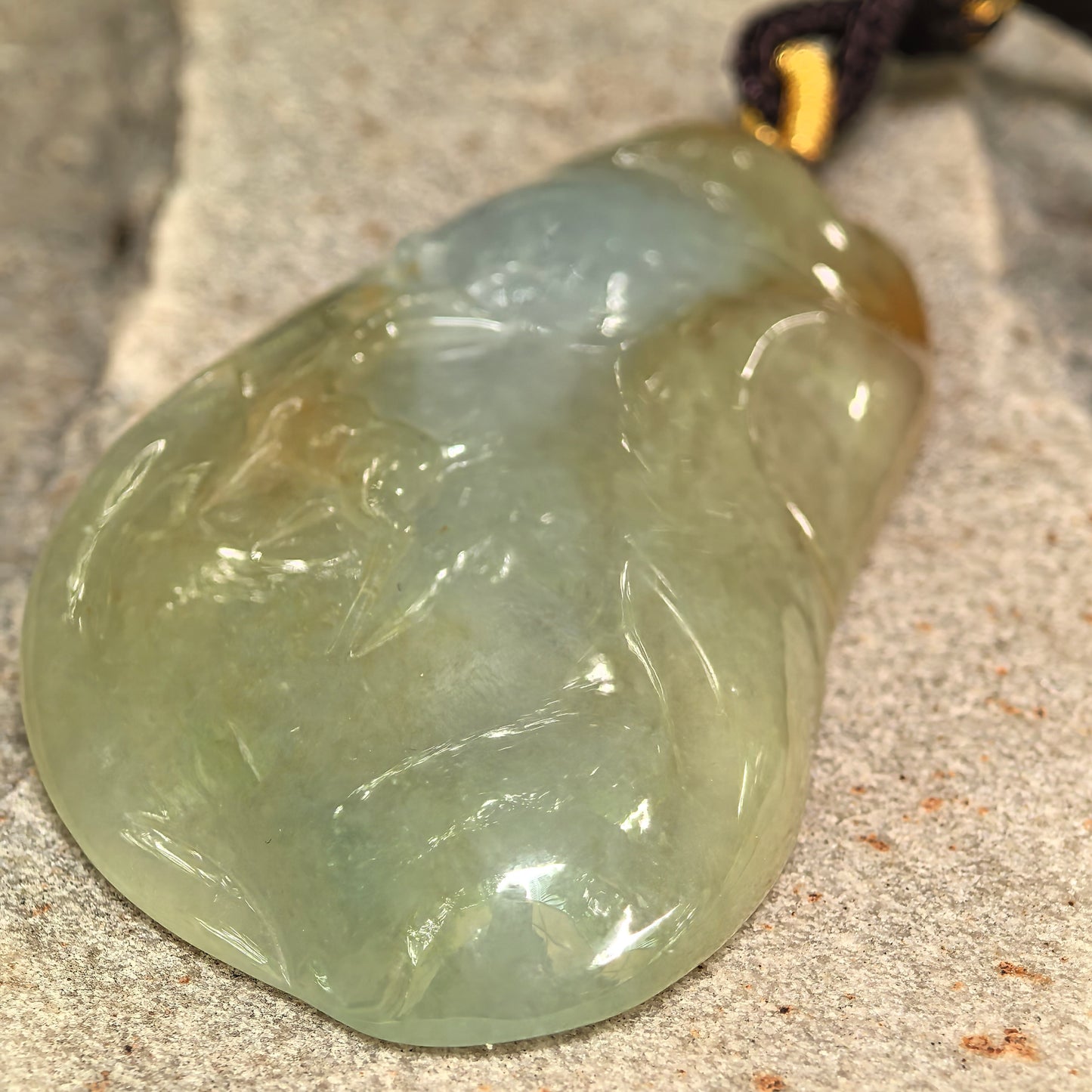 Natural Grade-A Glutinous Yellow-Green Deer Jadeite Pendant · Burmese Jade