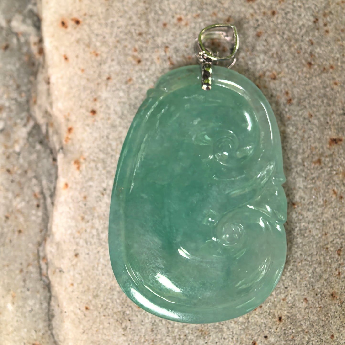 Natural Grade-A Icy Glutinous Apple Green Ruyi Jadeite Pendant · Burmese Jade