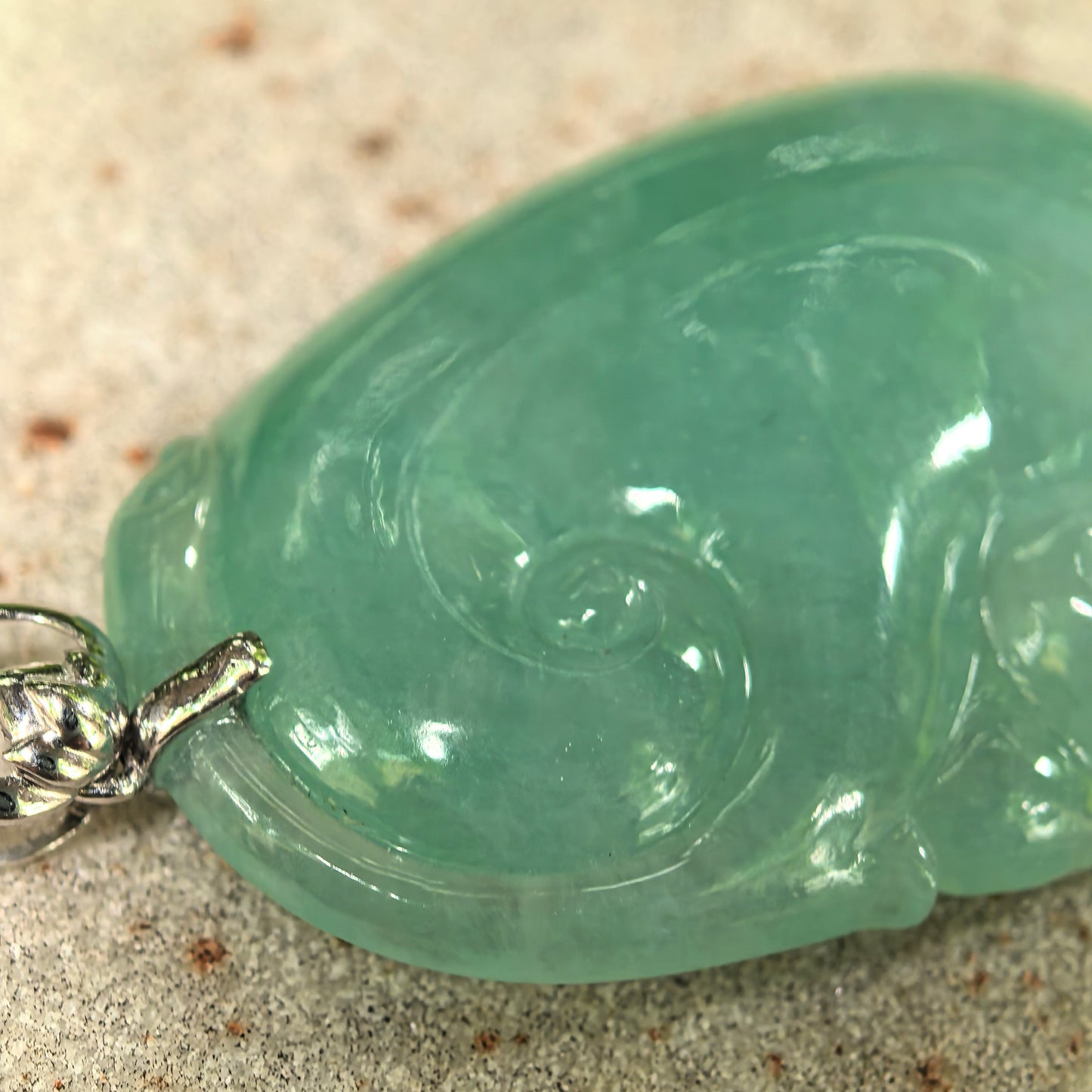 Natural Grade-A Icy Glutinous Apple Green Ruyi Jadeite Pendant · Burmese Jade