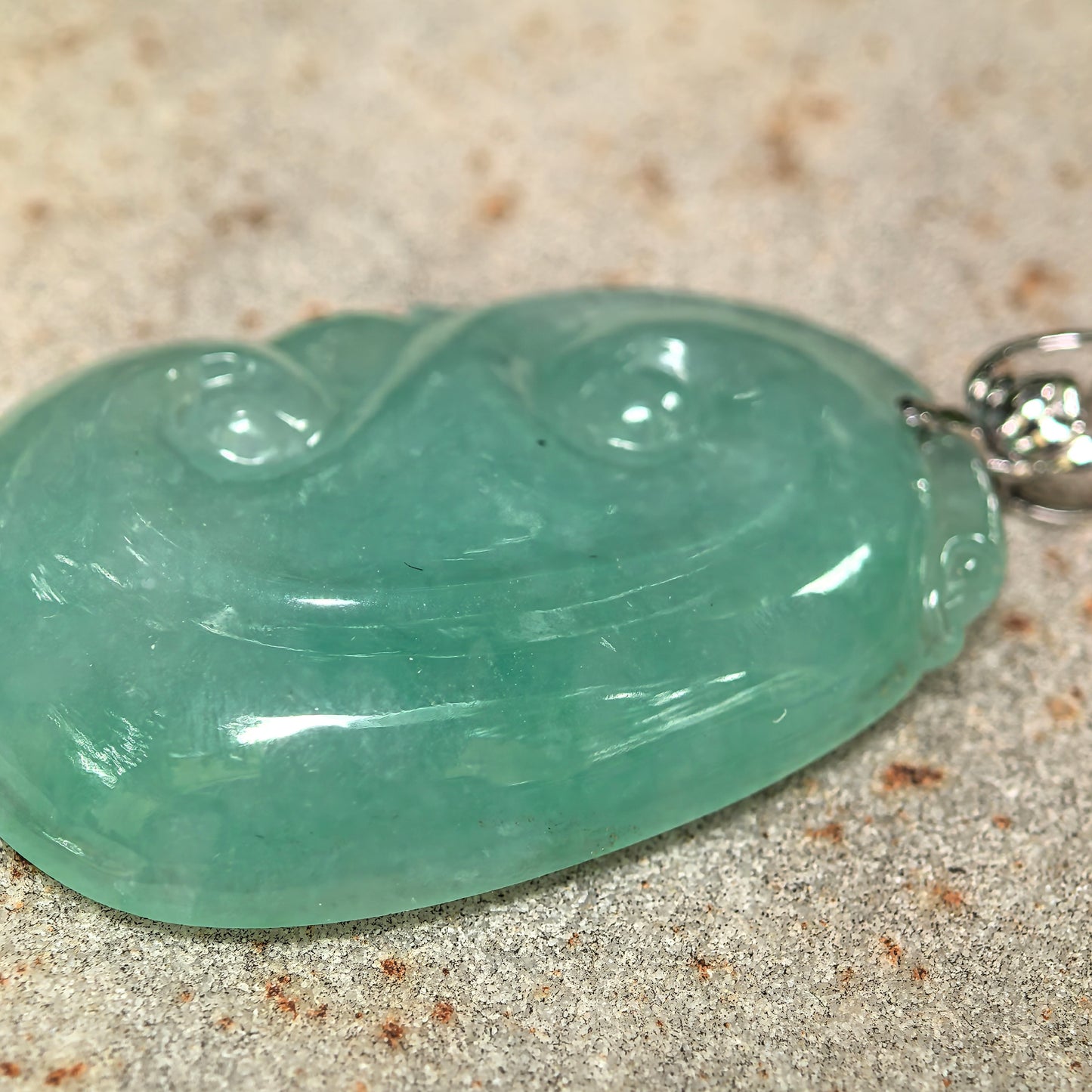 Natural Grade-A Icy Glutinous Apple Green Ruyi Jadeite Pendant · Burmese Jade