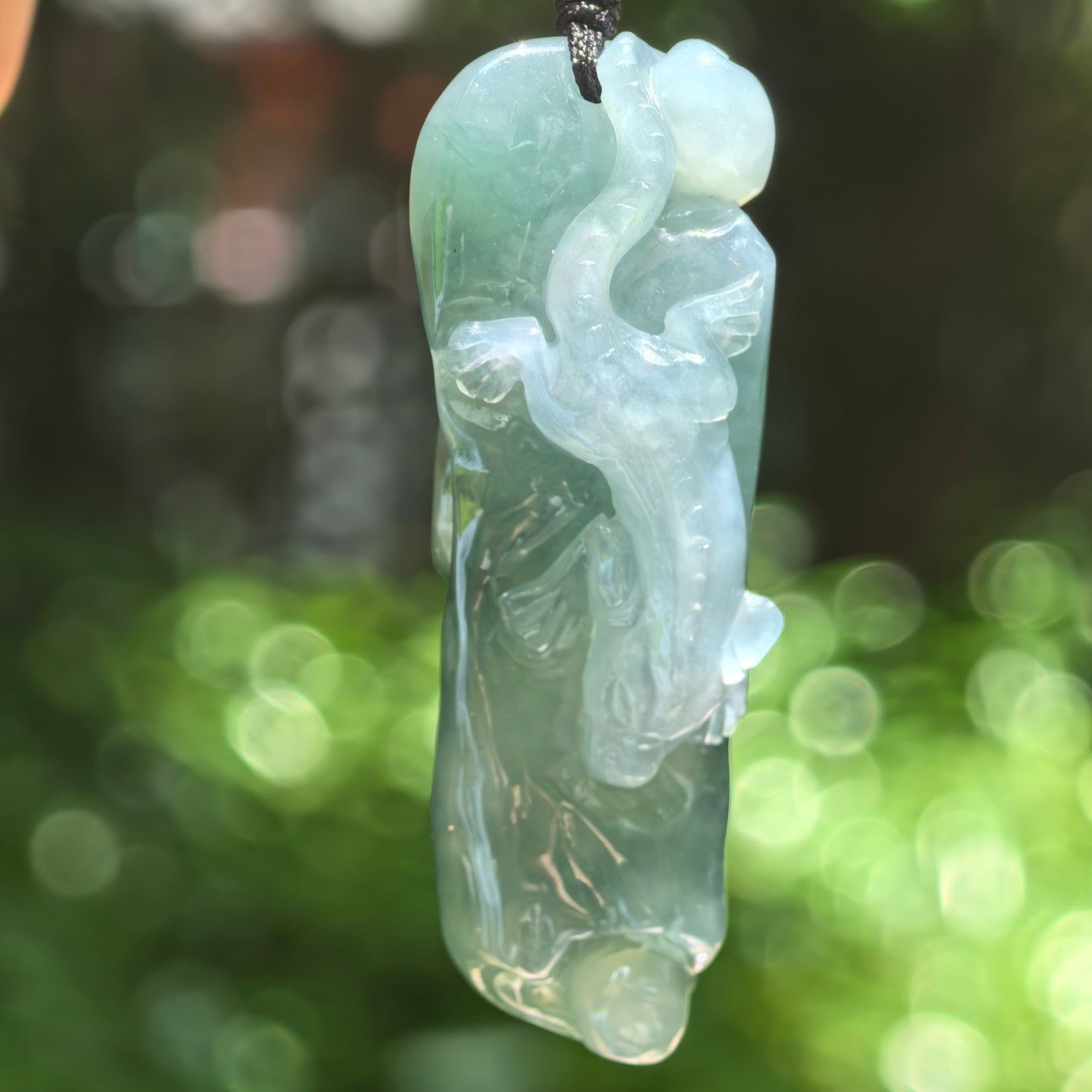 Natural Grade-A Icy Glutinous Oil Green Chi-dragon Jadeite Pendant · Burmese Jade