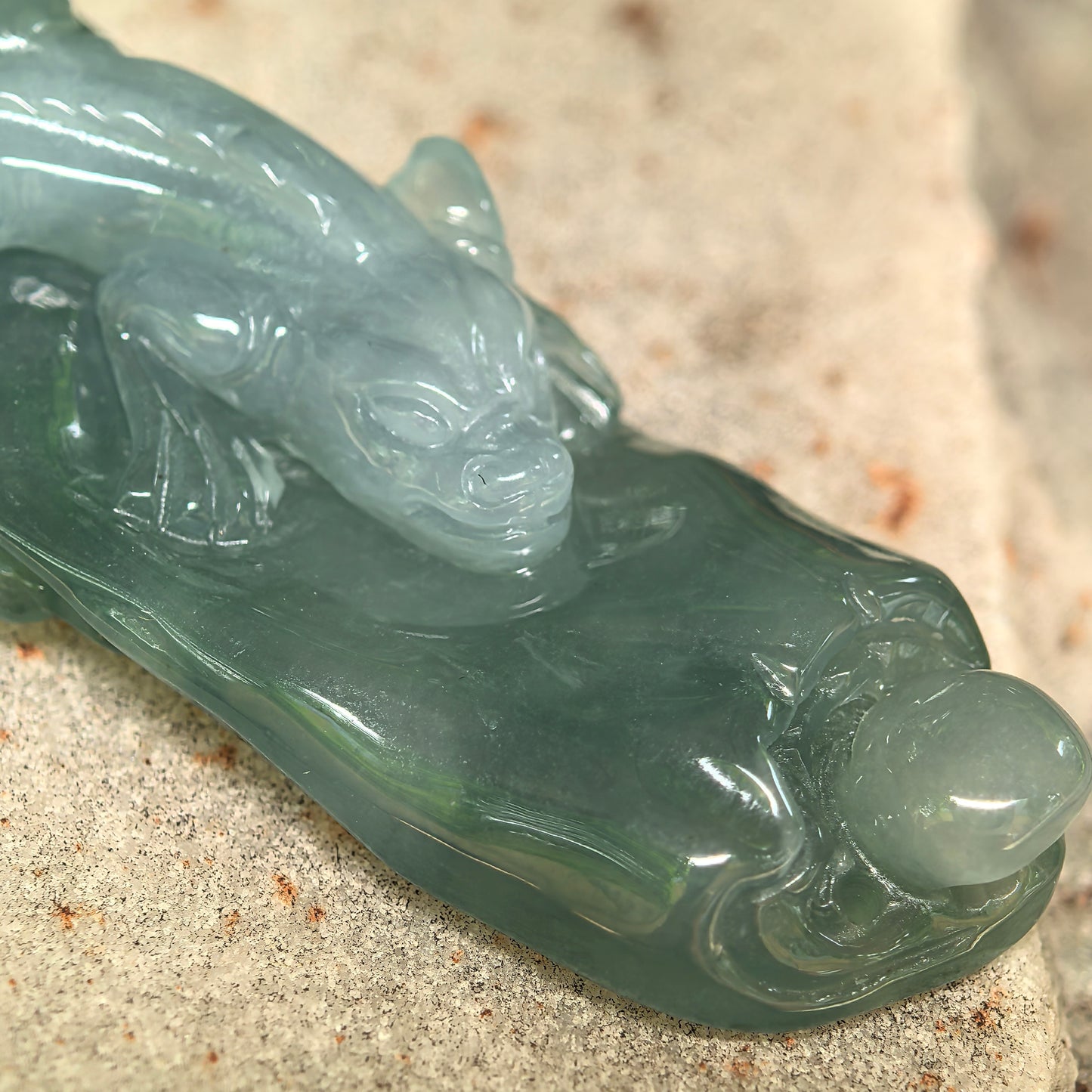 Natural Grade-A Icy Glutinous Oil Green Chi-dragon Jadeite Pendant · Burmese Jade