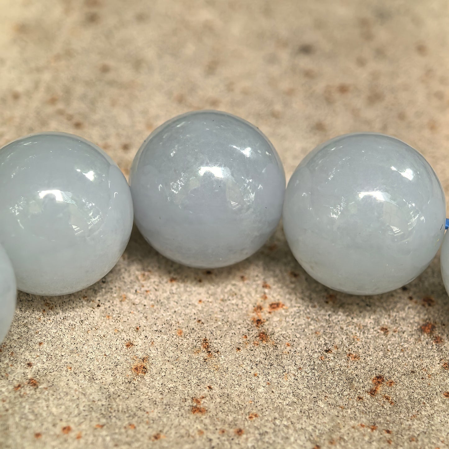 Natural Grade-A Fine Glutinous Blue-Lavender Round Bead Jadeite Bracelet · Burmese Jade 12.5mm