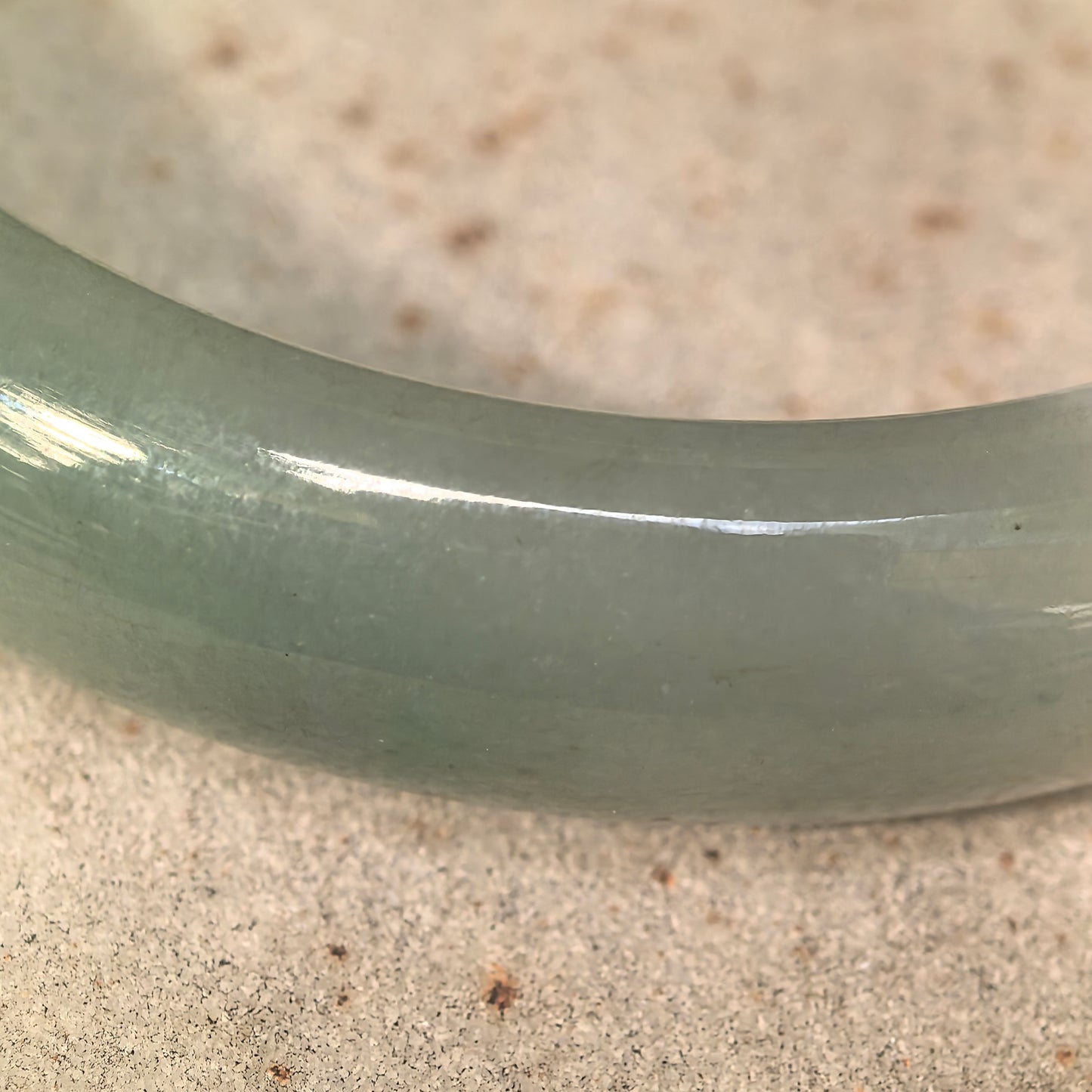 Natural Grade-A Glutinous White and Deep Green D-Shape Jadeite Bangle · Burmese Jade 58mm