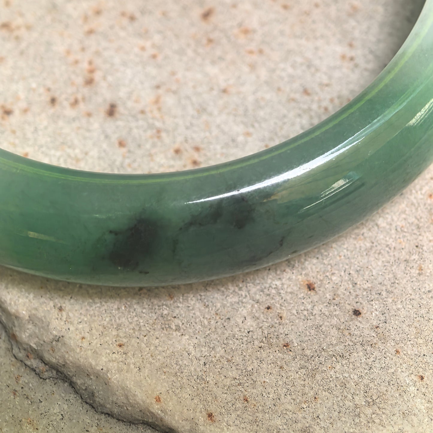 Natural Grade-A Fine Glutinous White-Base Green D-Shape Jadeite Bangle · Burmese Jade 56mm