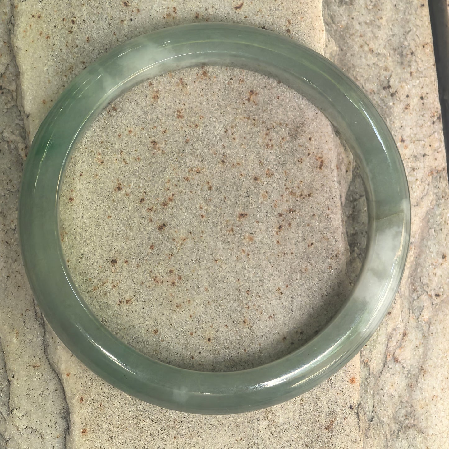 Natural Grade-A Glutinous Oil Green D-Shape Jadeite Bangle · Burmese Jade 56mm
