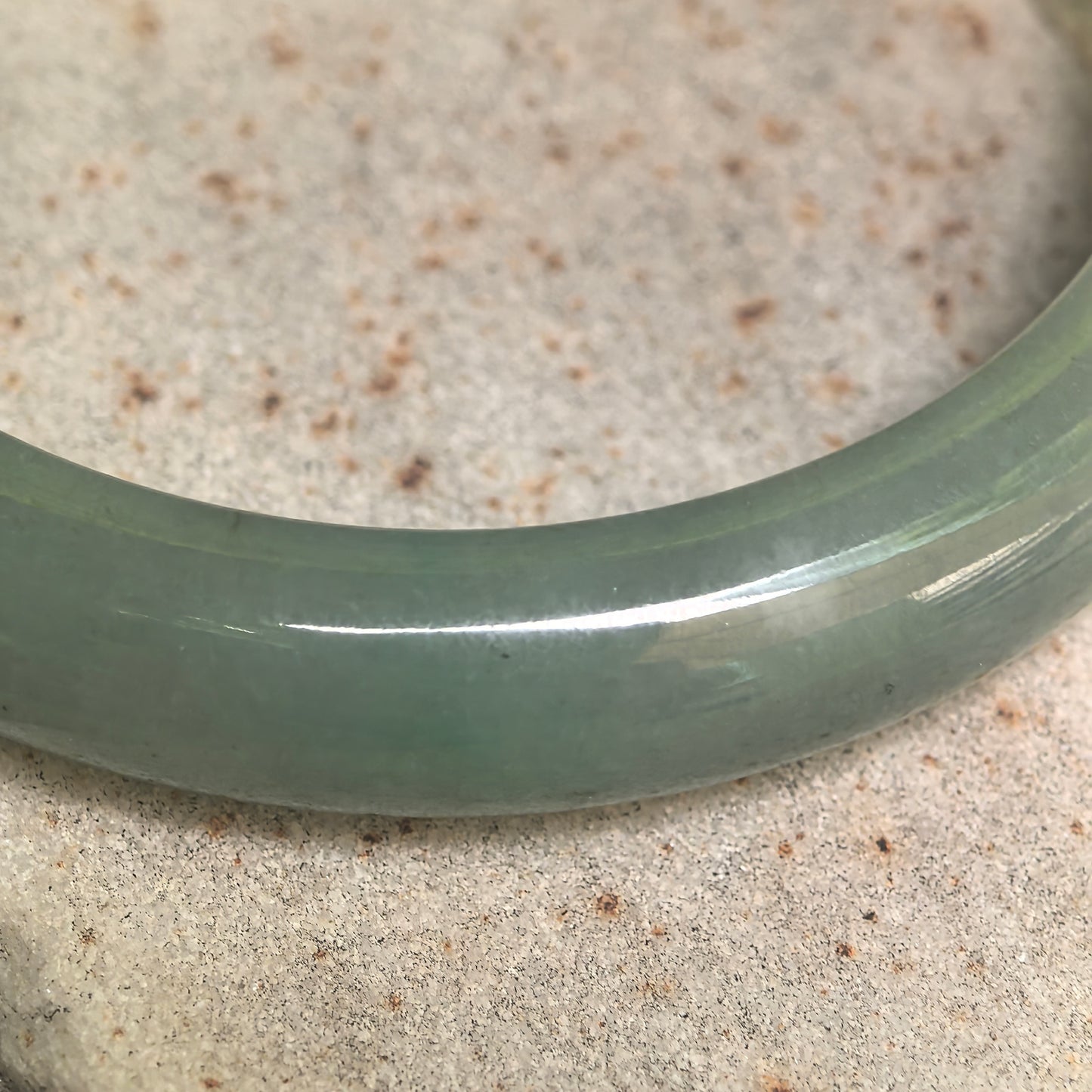 Natural Grade-A Glutinous Oil Green D-Shape Jadeite Bangle · Burmese Jade 56mm