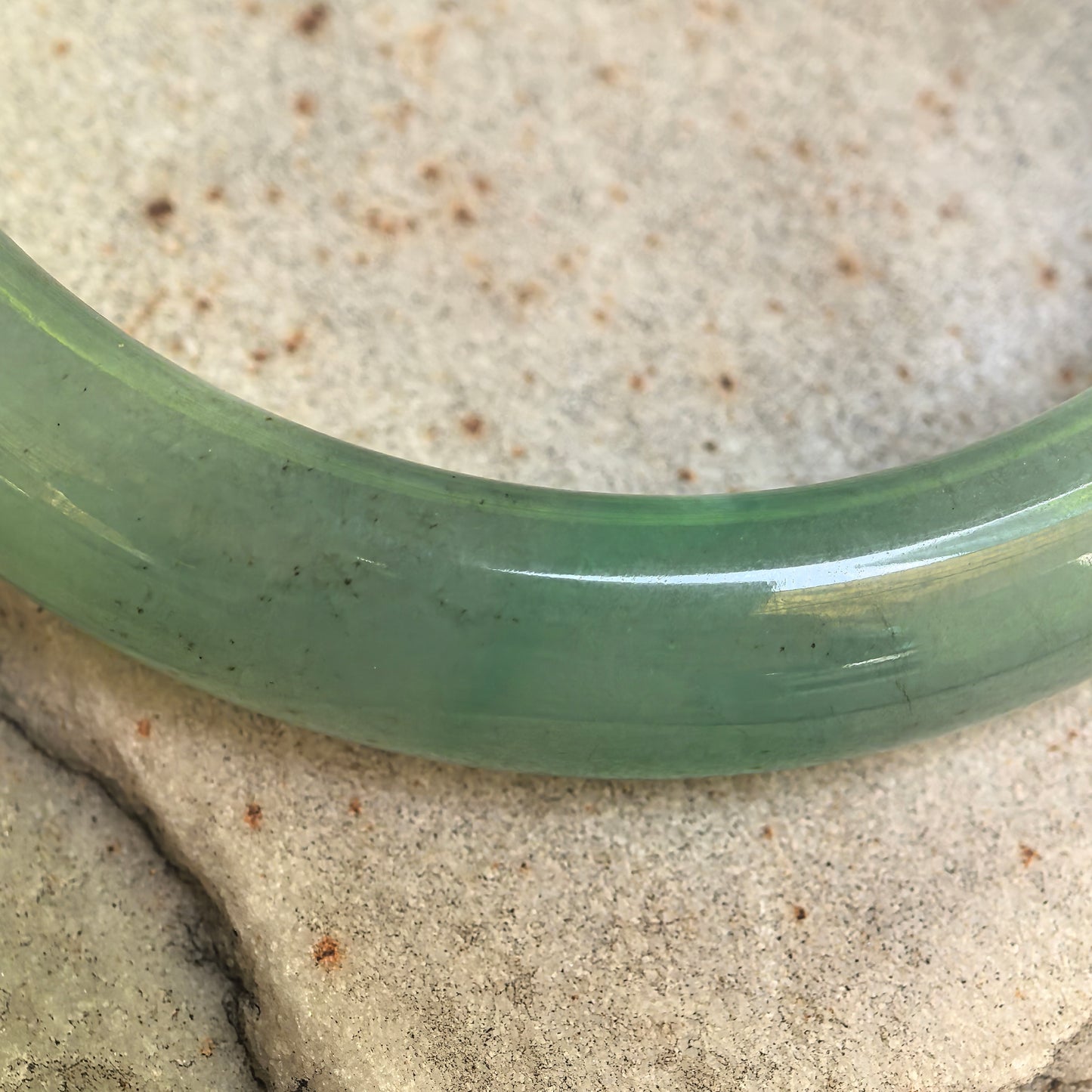 Natural Grade-A Fine Glutinous White-and-Green D-Shape Jadeite Bangle · Burmese Jade 57mm