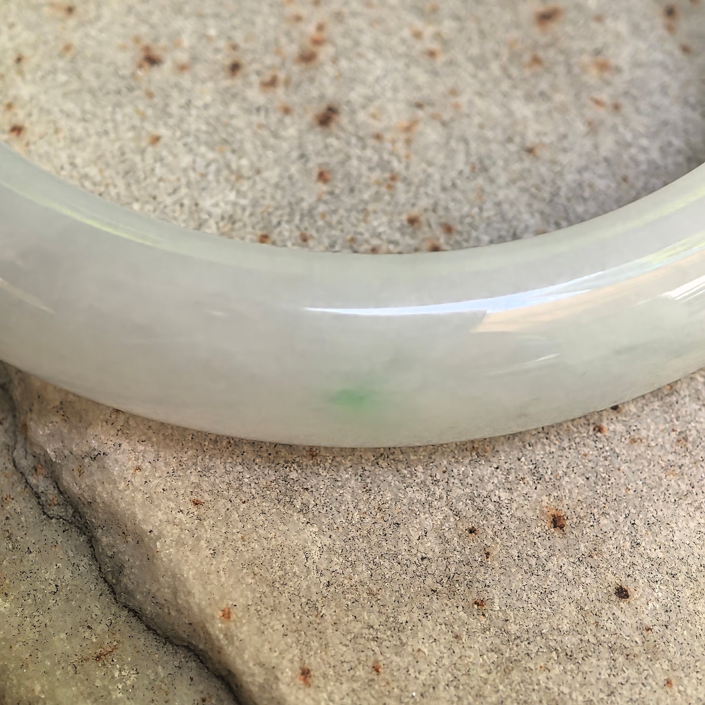 Natural Grade-A Fine Glutinous White-and-Green D-Shape Jadeite Bangle · Burmese Jade 57mm
