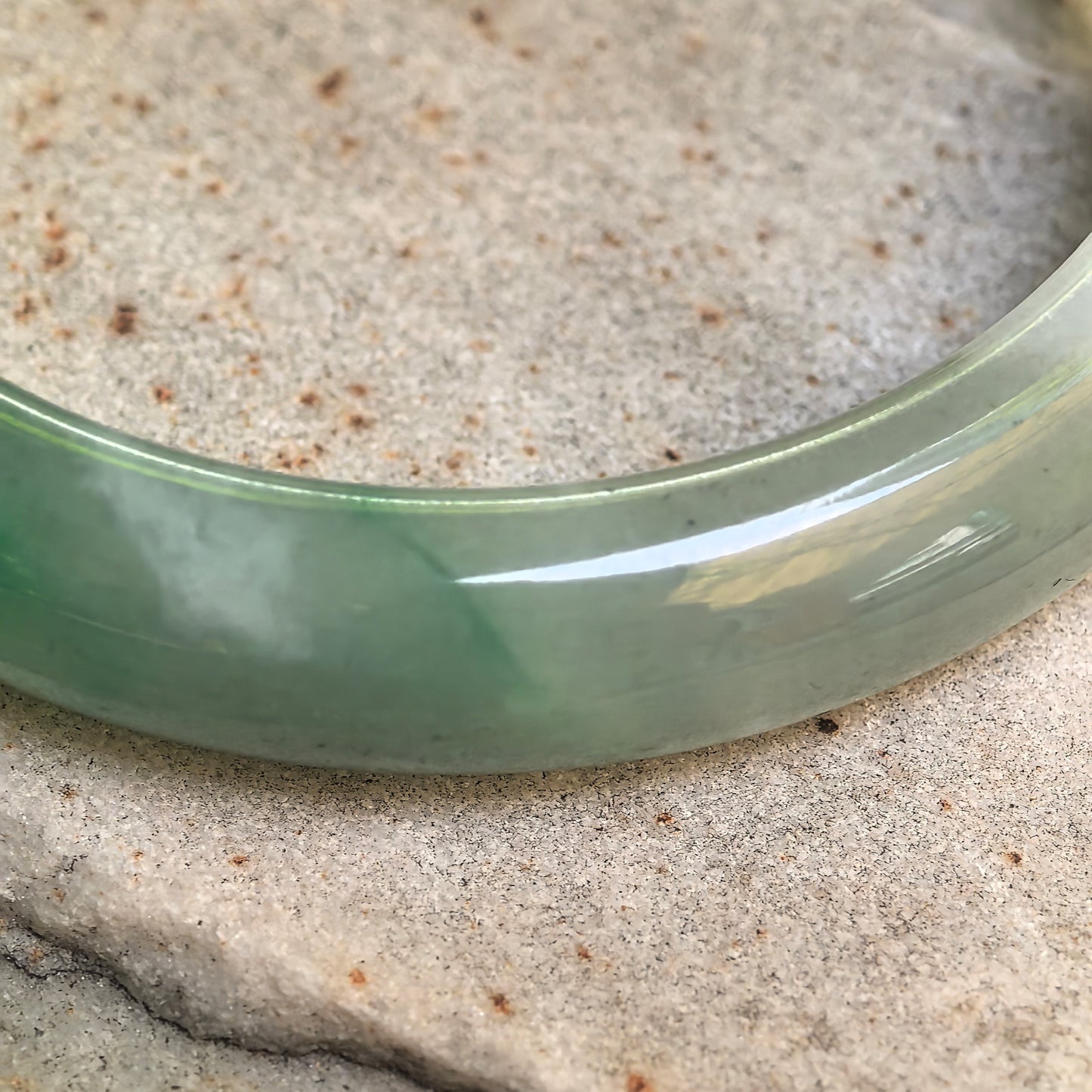 Natural Grade-A Fine Glutinous White-and-Green D-Shape Jadeite Bangle · Burmese Jade 57mm