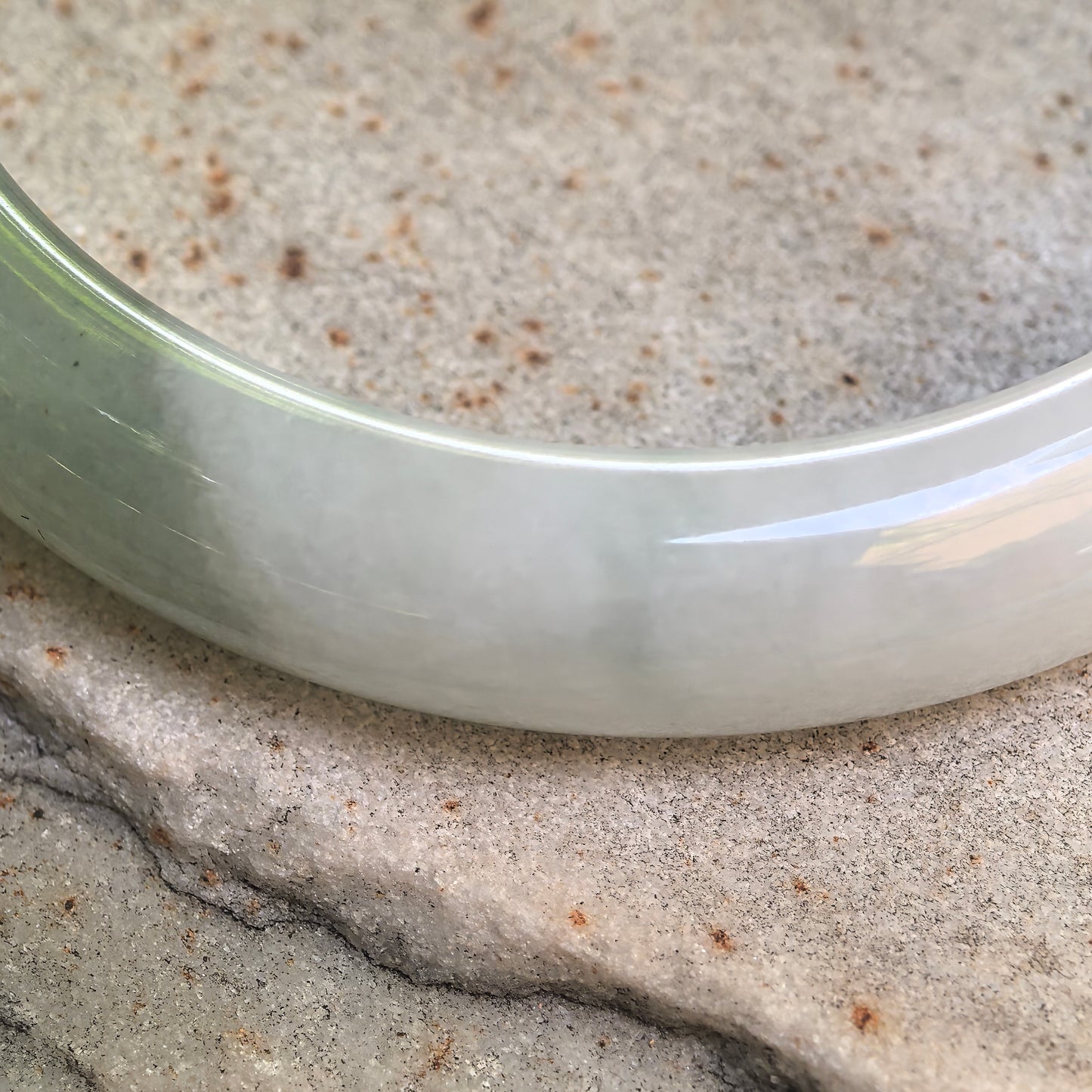 Natural Grade-A Fine Glutinous White-and-Green D-Shape Jadeite Bangle · Burmese Jade 57mm