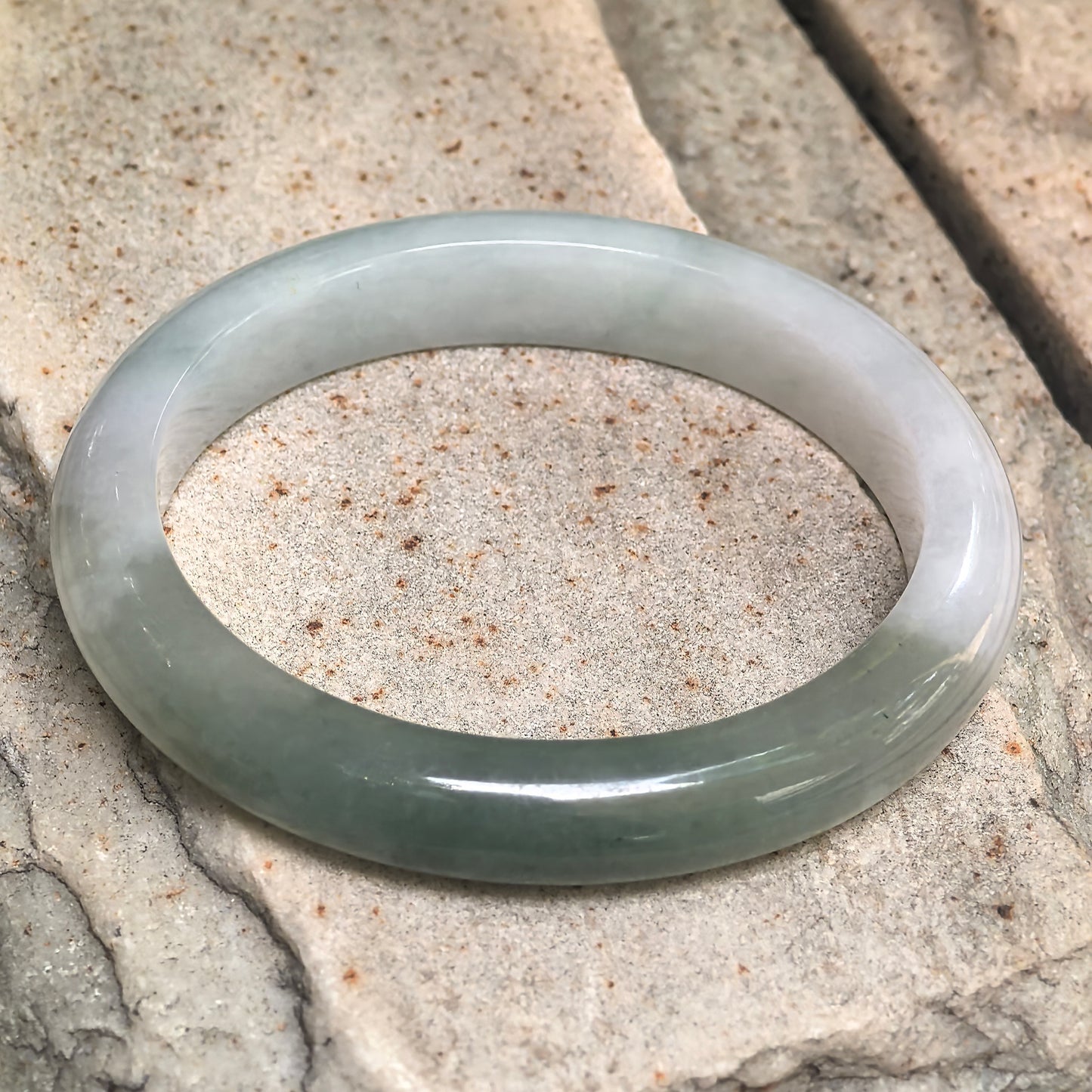 Natural Grade-A Glutinous White and Dark Green Oval Jadeite Bangle · Burmese Jade 50mm