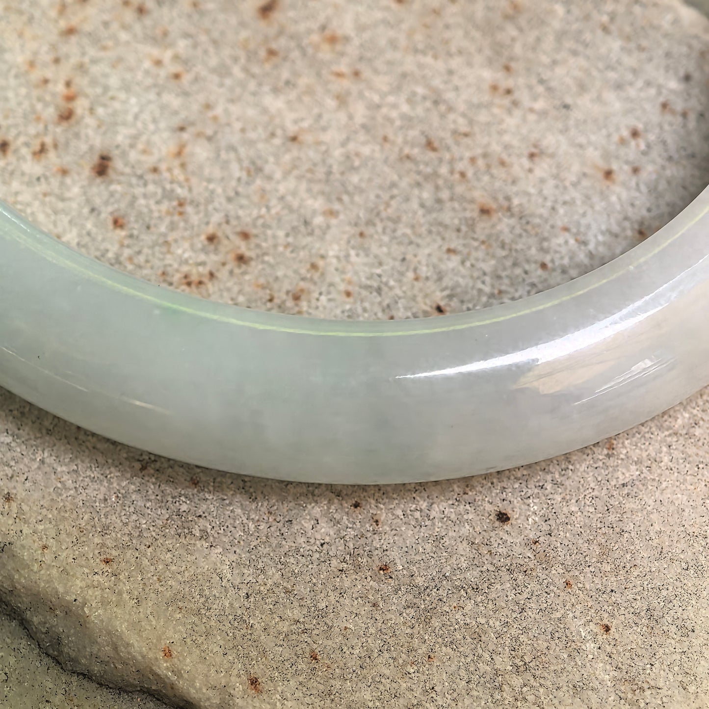 Natural Grade-A Glutinous White and Dark Green Oval Jadeite Bangle · Burmese Jade 50mm