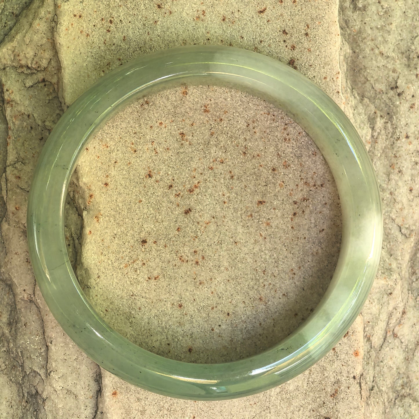 Natural Grade-A Glutinous Light Green D-Shape Jadeite Bangle · Burmese Jade 56mm