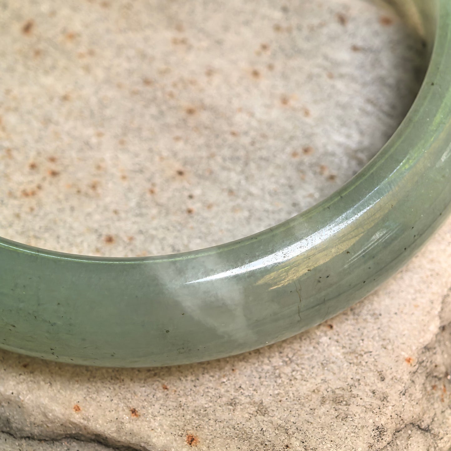 Natural Grade-A Glutinous Light Green D-Shape Jadeite Bangle · Burmese Jade 56mm