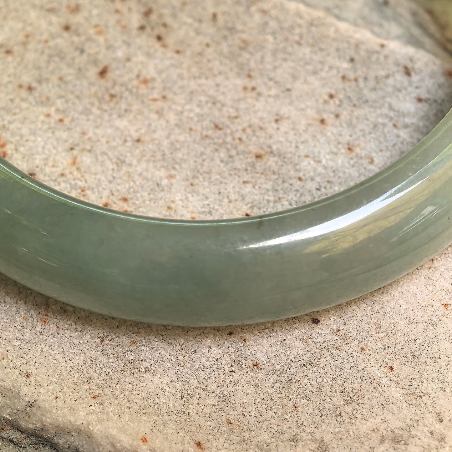 Natural Grade-A Glutinous Light Green D-Shape Jadeite Bangle · Burmese Jade 56mm