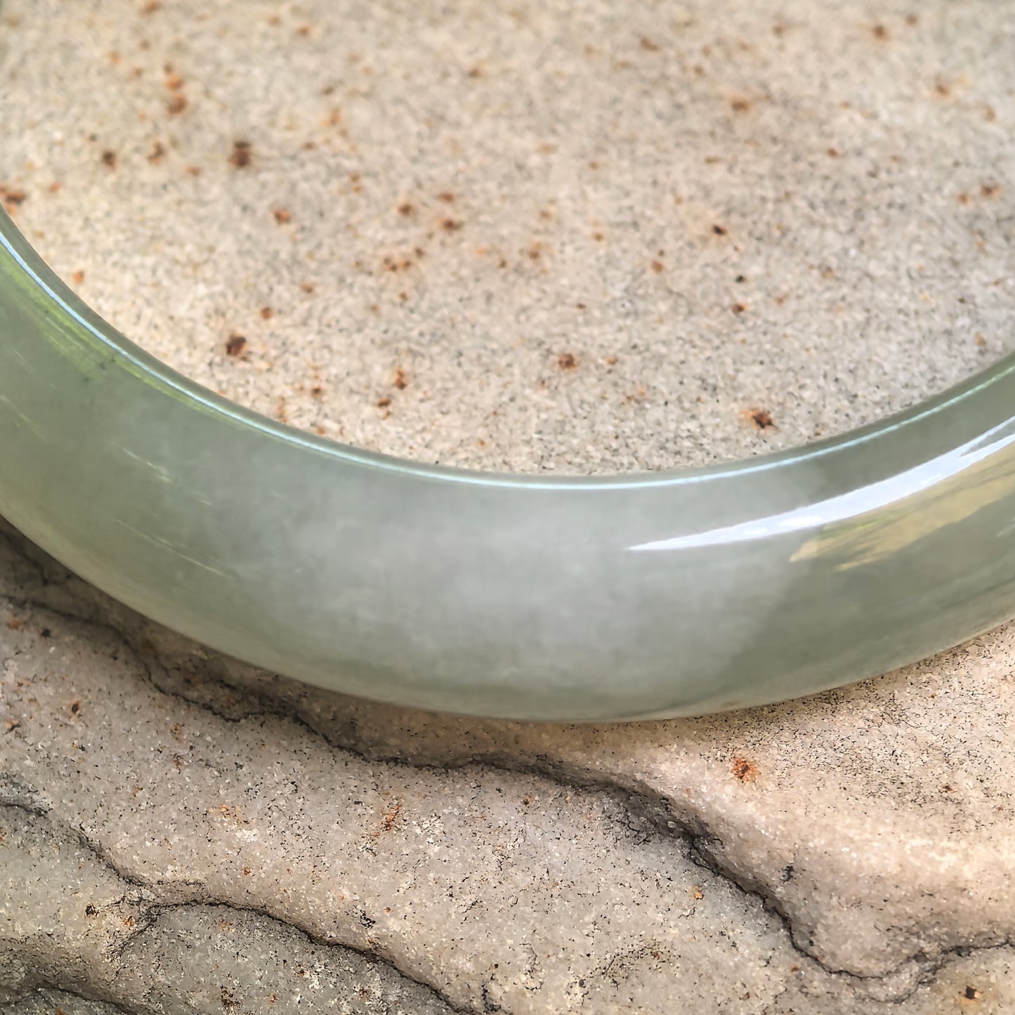 Natural Grade-A Glutinous Light Green D-Shape Jadeite Bangle · Burmese Jade 56mm