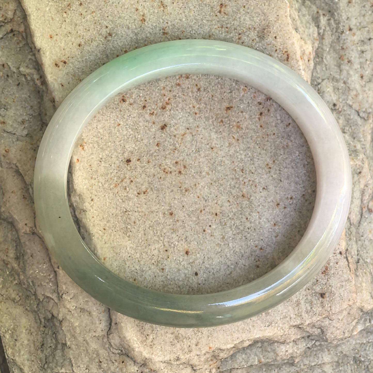 Natural Grade-A Glutinous White-Based Dark Green Oval Jadeite Bangle · Burmese Jade 51mm