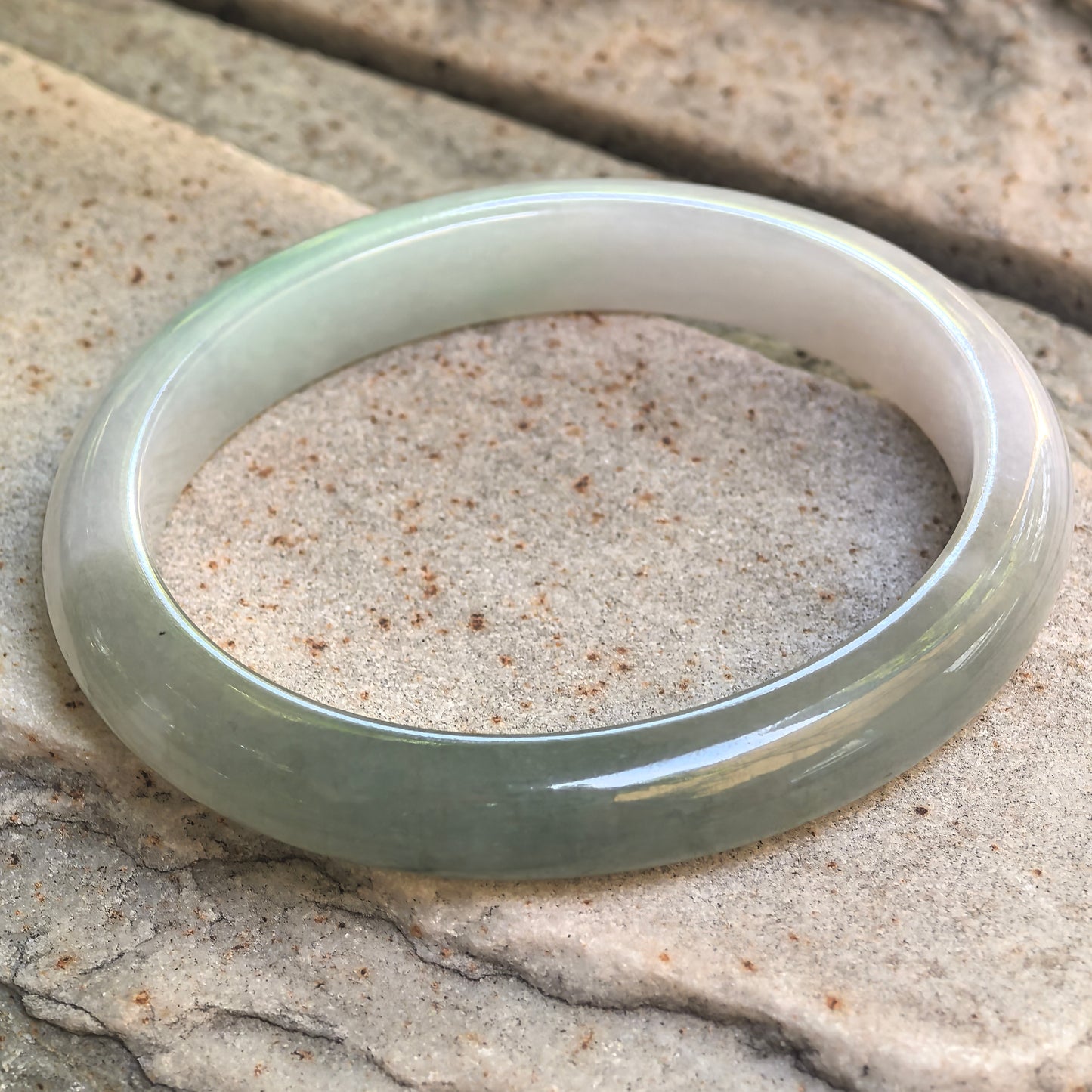 Natural Grade-A Glutinous White-Based Dark Green Oval Jadeite Bangle · Burmese Jade 51mm