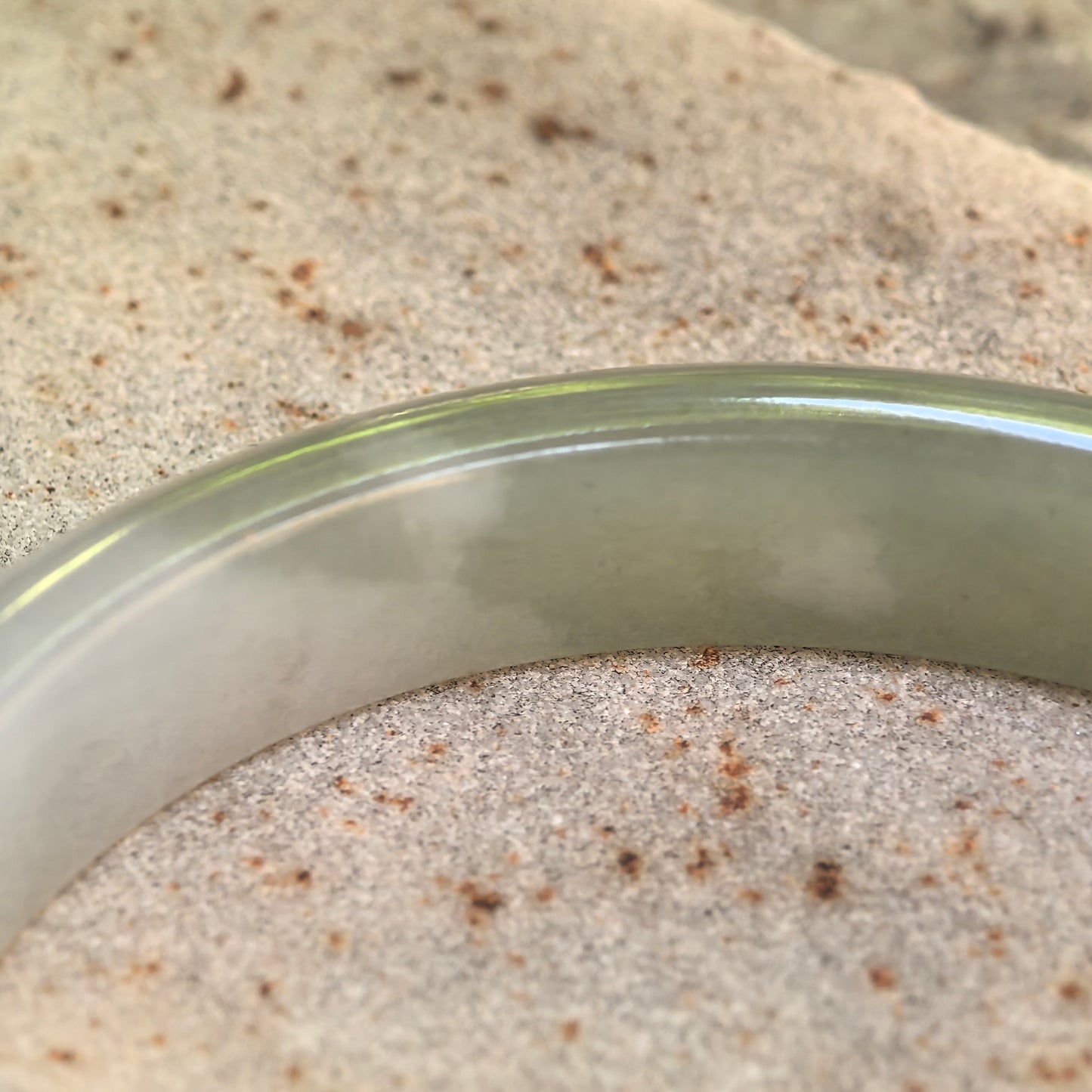 Natural Grade-A Glutinous White-Based Dark Green Oval Jadeite Bangle · Burmese Jade 51mm
