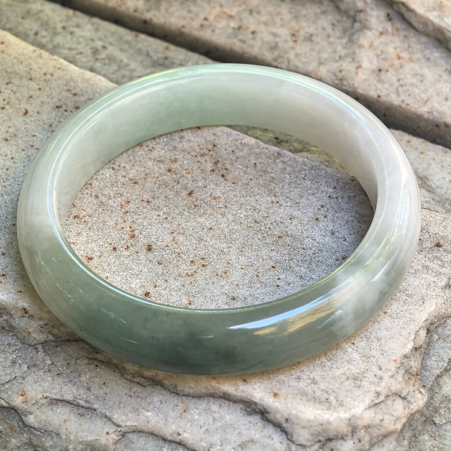 Natural Grade-A Glutinous White-Based Dark Green D-Shape Jadeite Bangle · Burmese Jade 54mm