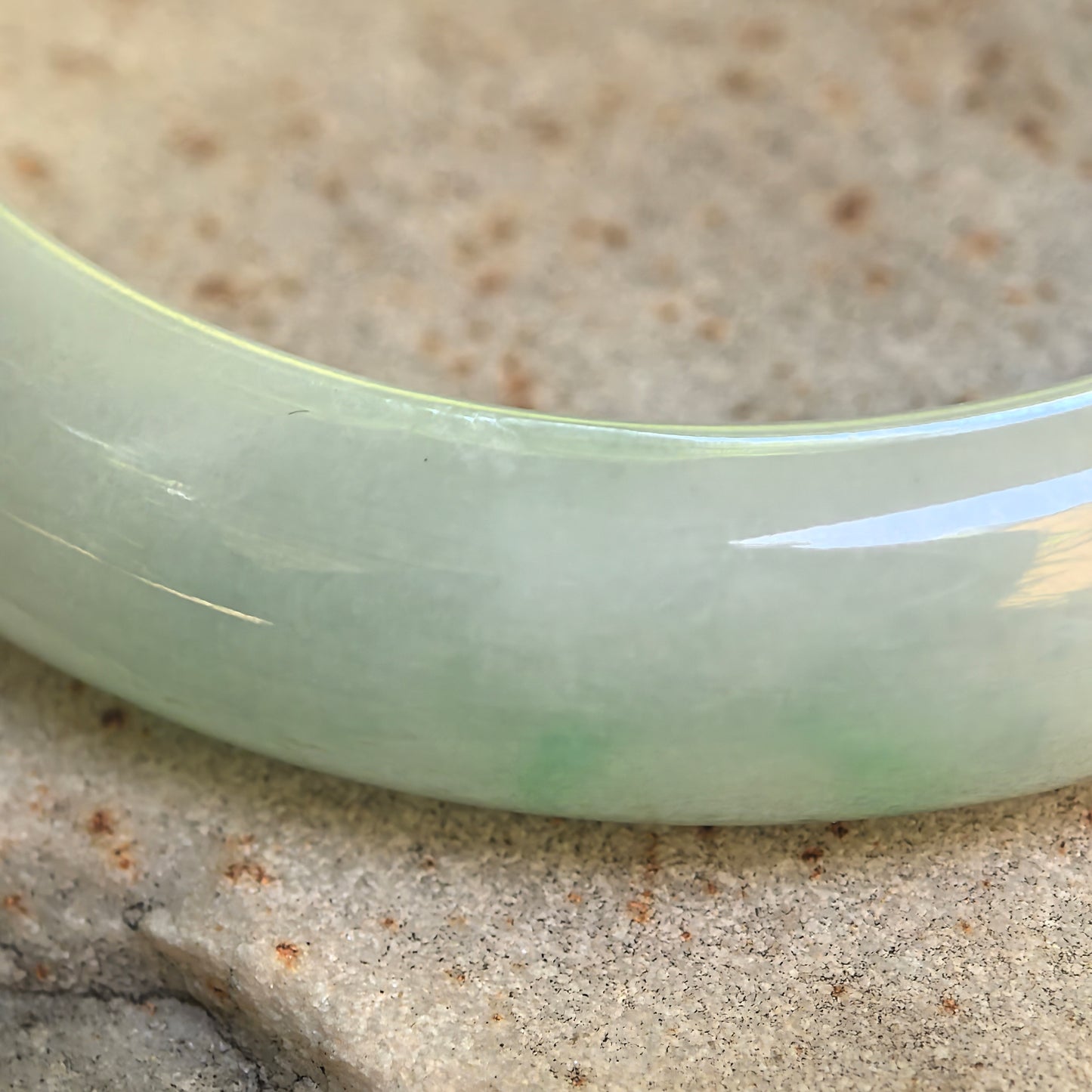 Natural Grade-A Glutinous White-Based Dark Green D-Shape Jadeite Bangle · Burmese Jade 54mm
