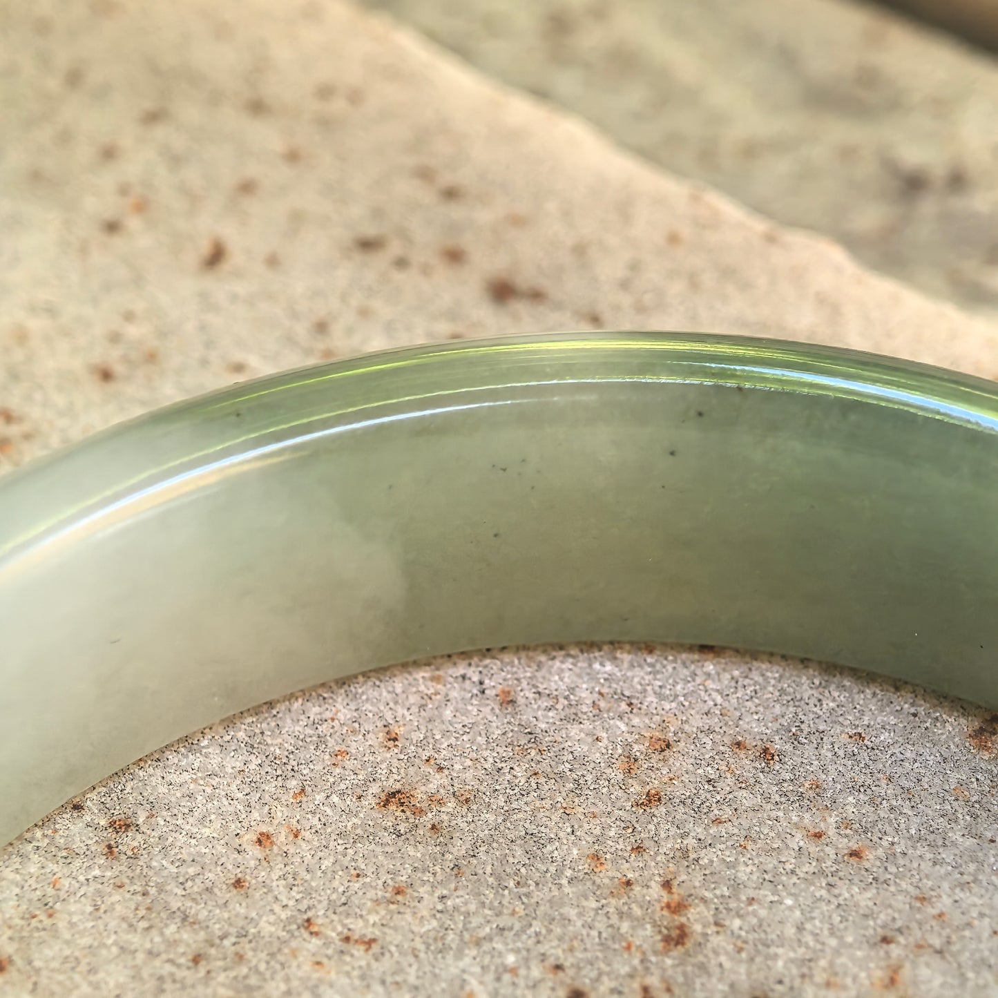 Natural Grade-A Glutinous White-Based Dark Green D-Shape Jadeite Bangle · Burmese Jade 54mm