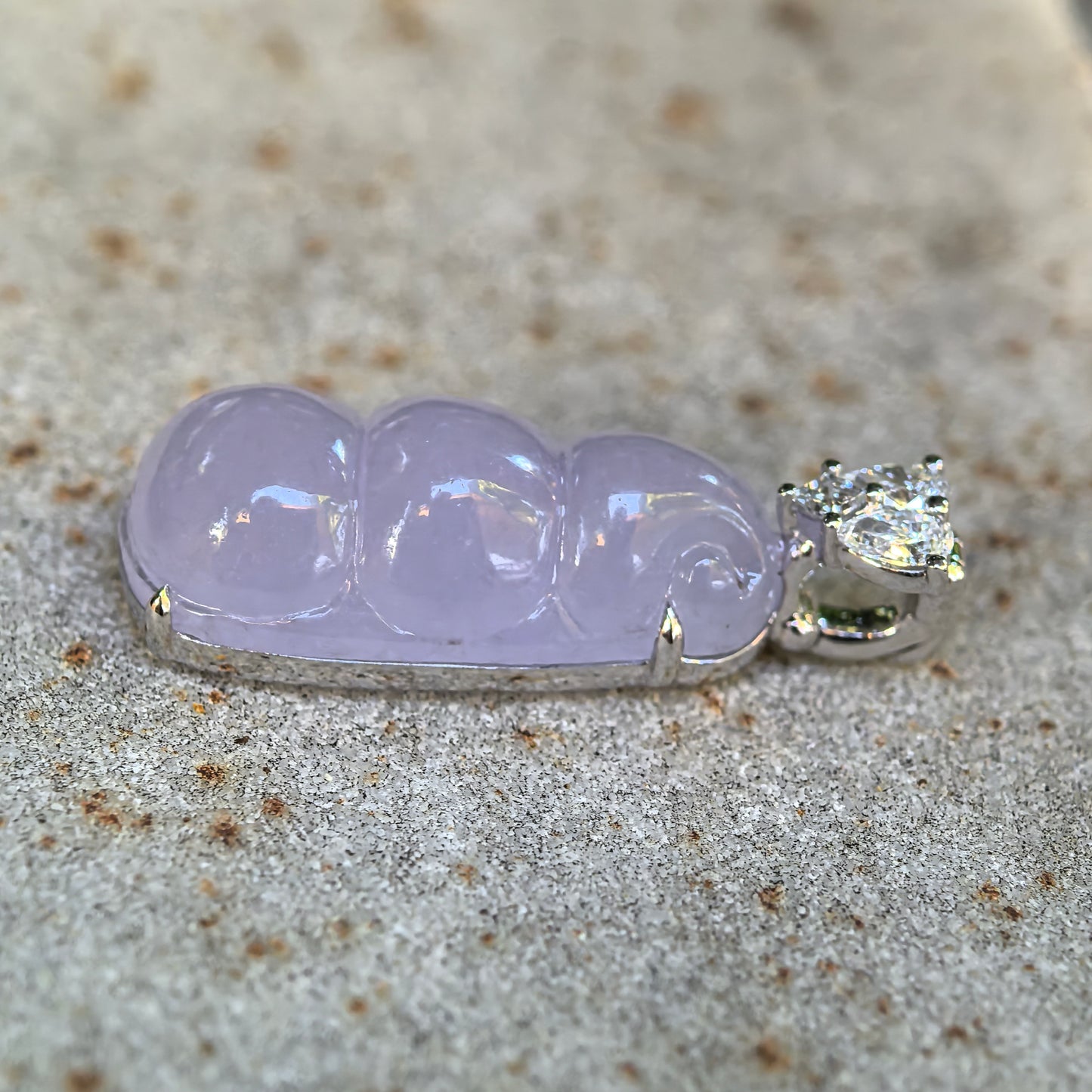 Natural Grade-A Glutinous Icy Lavender Jadeite Bean Pendant · Burmese Jade