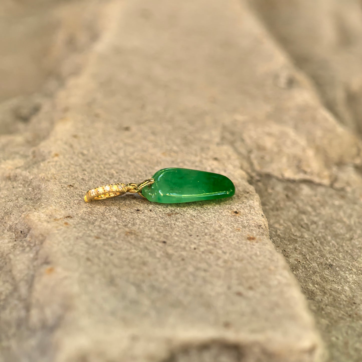 Natural Grade-A Icy Glutinous Vivid Green 18K Gold Bamboo Leaf Jadeite Pendant · Burmese Jade