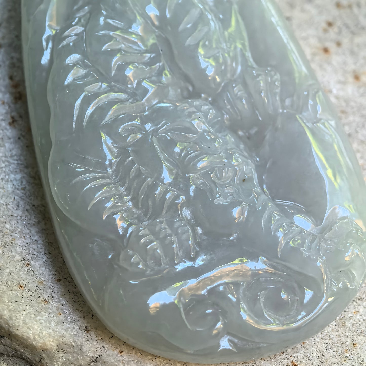 Natural Grade-A Glutinous Pale Green Tiger Jadeite Pendant · Burmese Jade