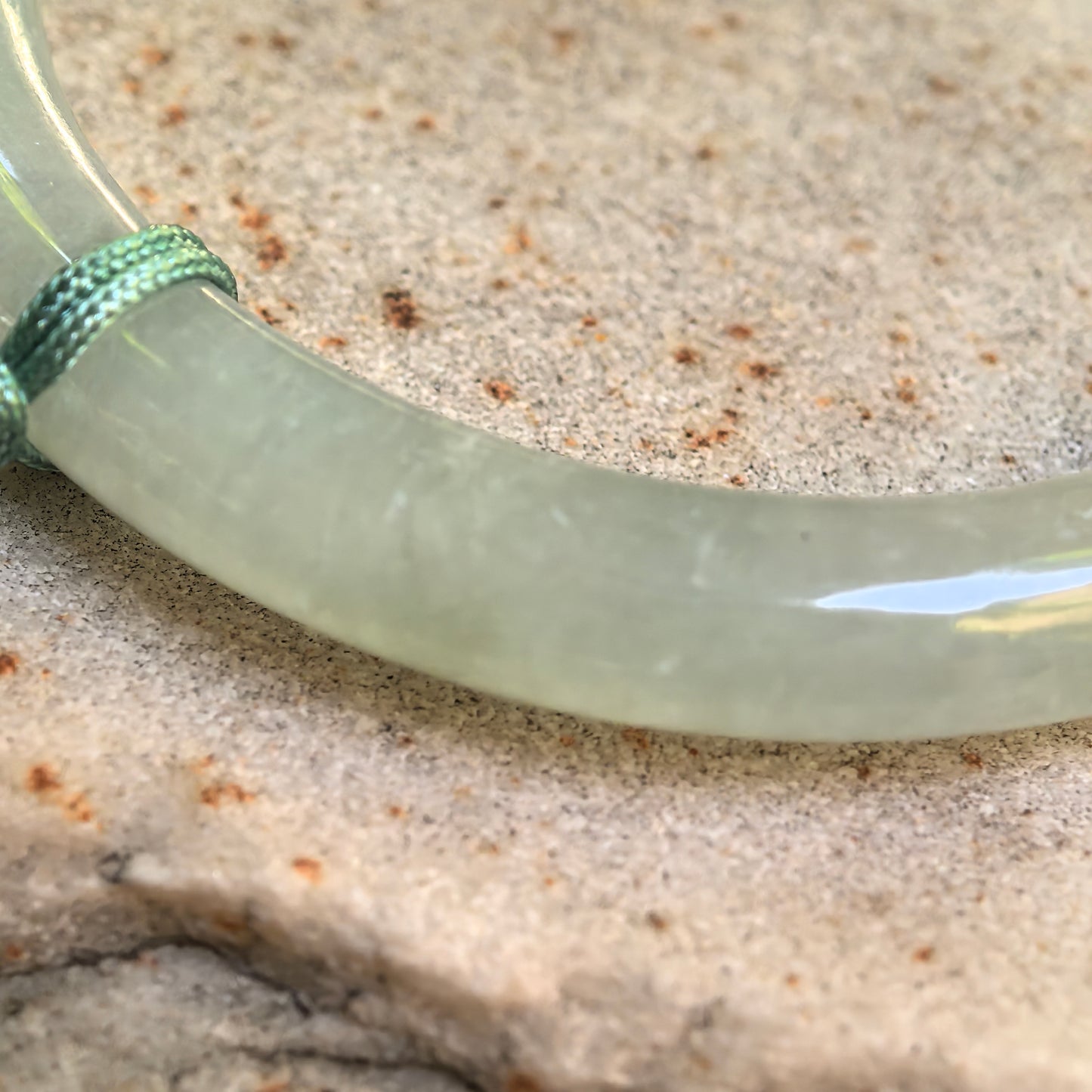 Natural Grade-A Glutinous Light Green Child Jadeite Bangle · Burmese Jade