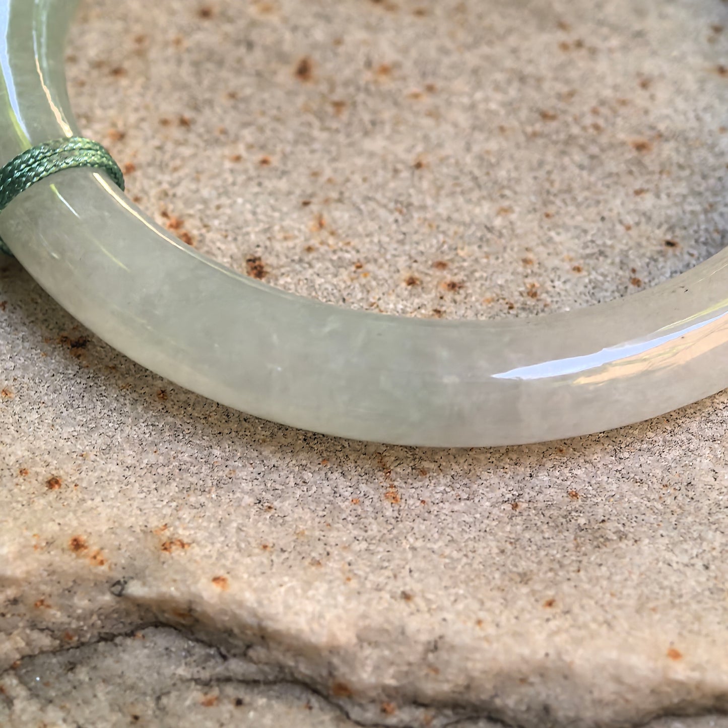 Natural Grade-A Glutinous Light Green Child Jadeite Bangle · Burmese Jade