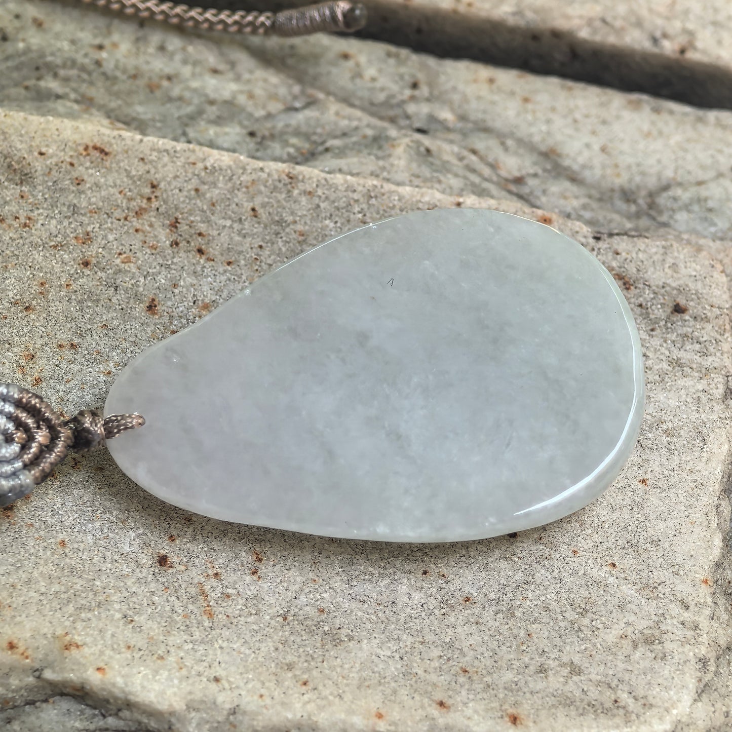 Natural Grade-A Glutinous White Rabbit Jadeite Pendant · Burmese Jade