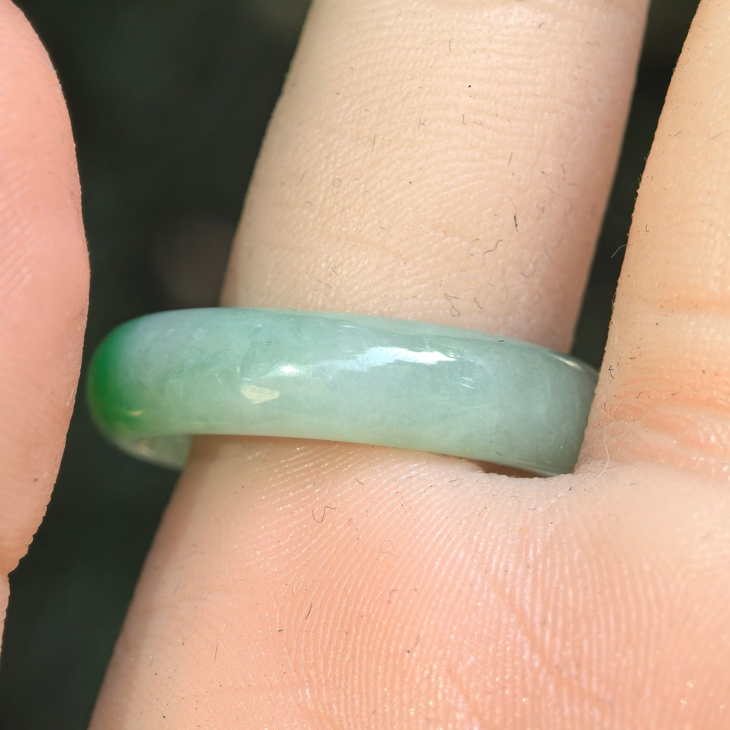 Natural Grade-A Glutinous Light Green Floating Flower Jadeite Ring Band · Burmese Jade US10.75