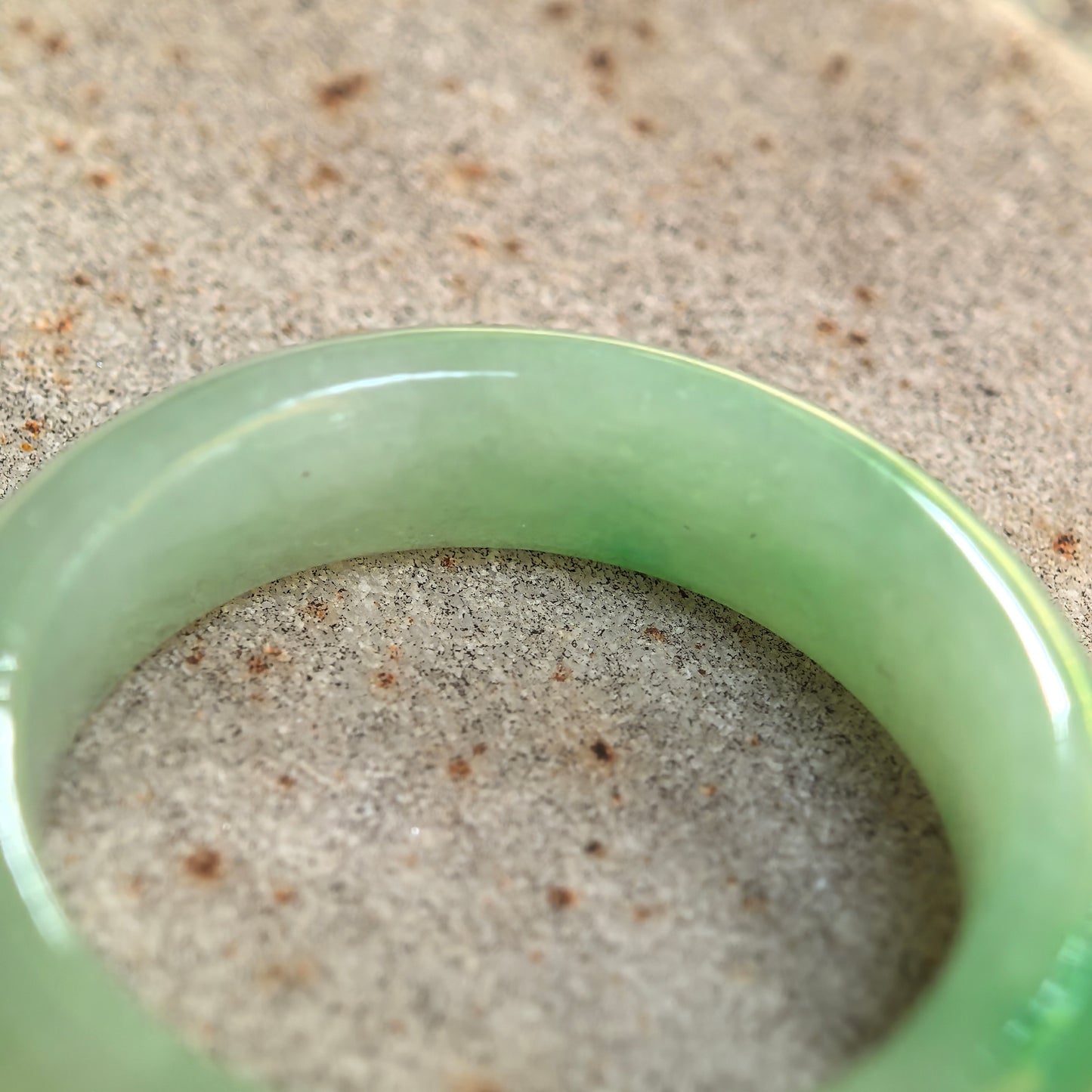 Natural Grade-A Glutinous Light Green Floating Flower Jadeite Ring Band · Burmese Jade US10.75