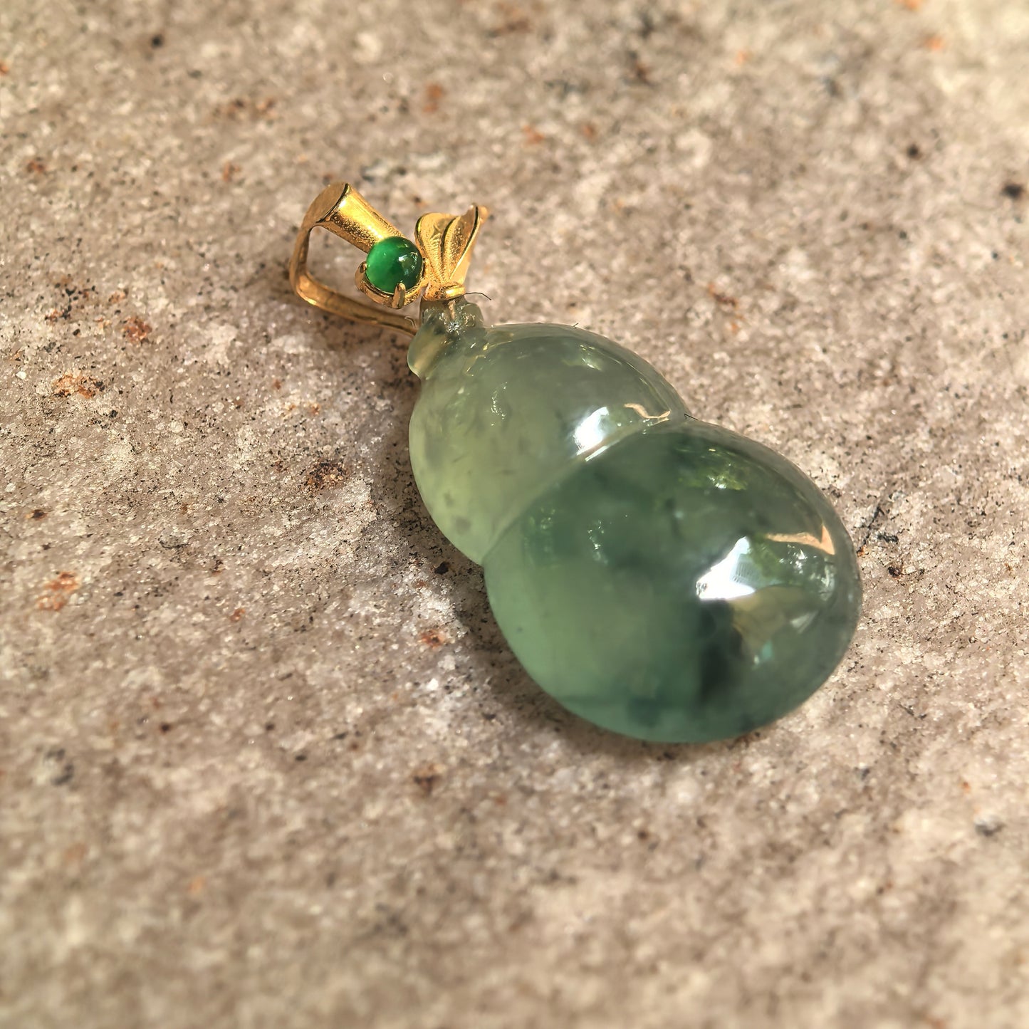 Natural Grade-A Icy Glutinous Deep Green Floating Flower Gourd Jadeite Pendant · Burmese Jade