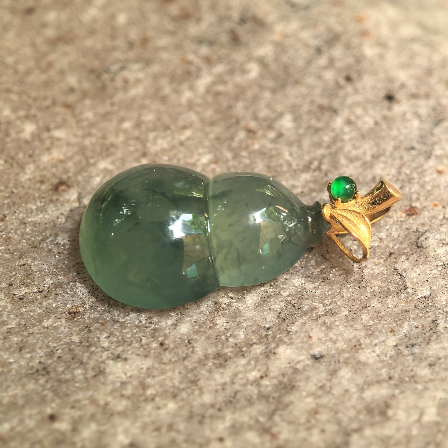 Natural Grade-A Icy Glutinous Deep Green Floating Flower Gourd Jadeite Pendant · Burmese Jade