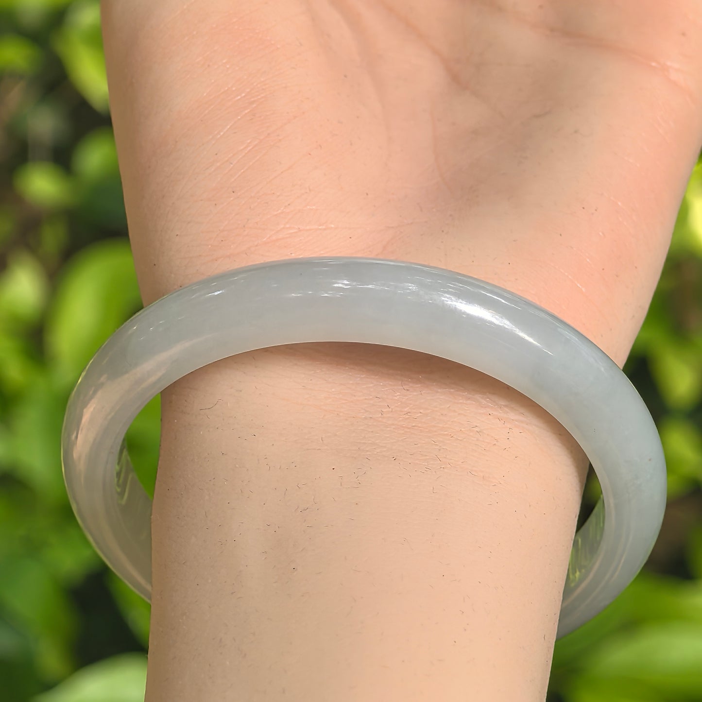 Natural Grade-A Fine Glutinous White-Base Light Green D-Shape Jadeite Bangle · Burmese Jade 59mm
