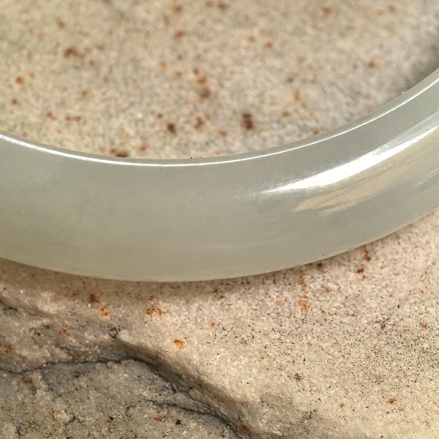 Natural Grade-A Fine Glutinous White-Base Light Green D-Shape Jadeite Bangle · Burmese Jade 59mm