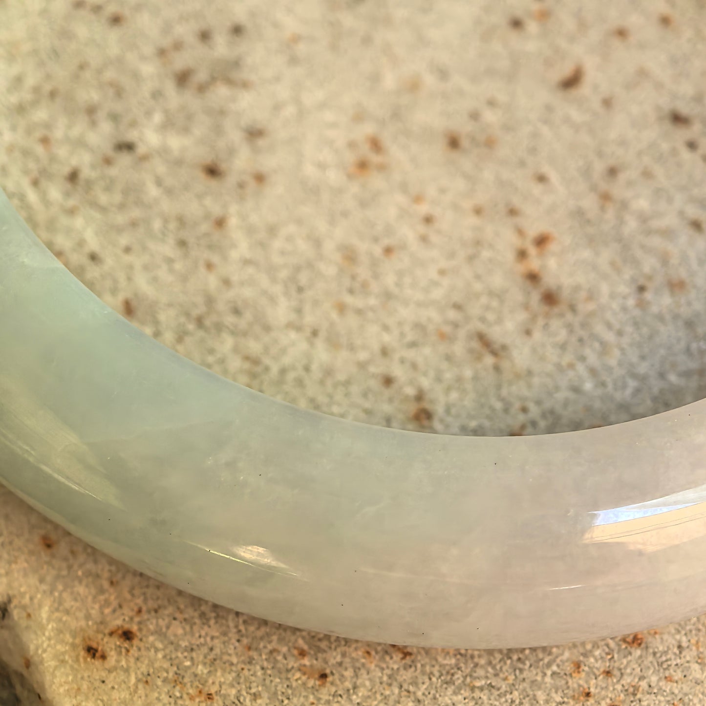 Natural Grade-A Glutinous Pale Green D-Shape Jadeite Bangle · Burmese Jade 52mm