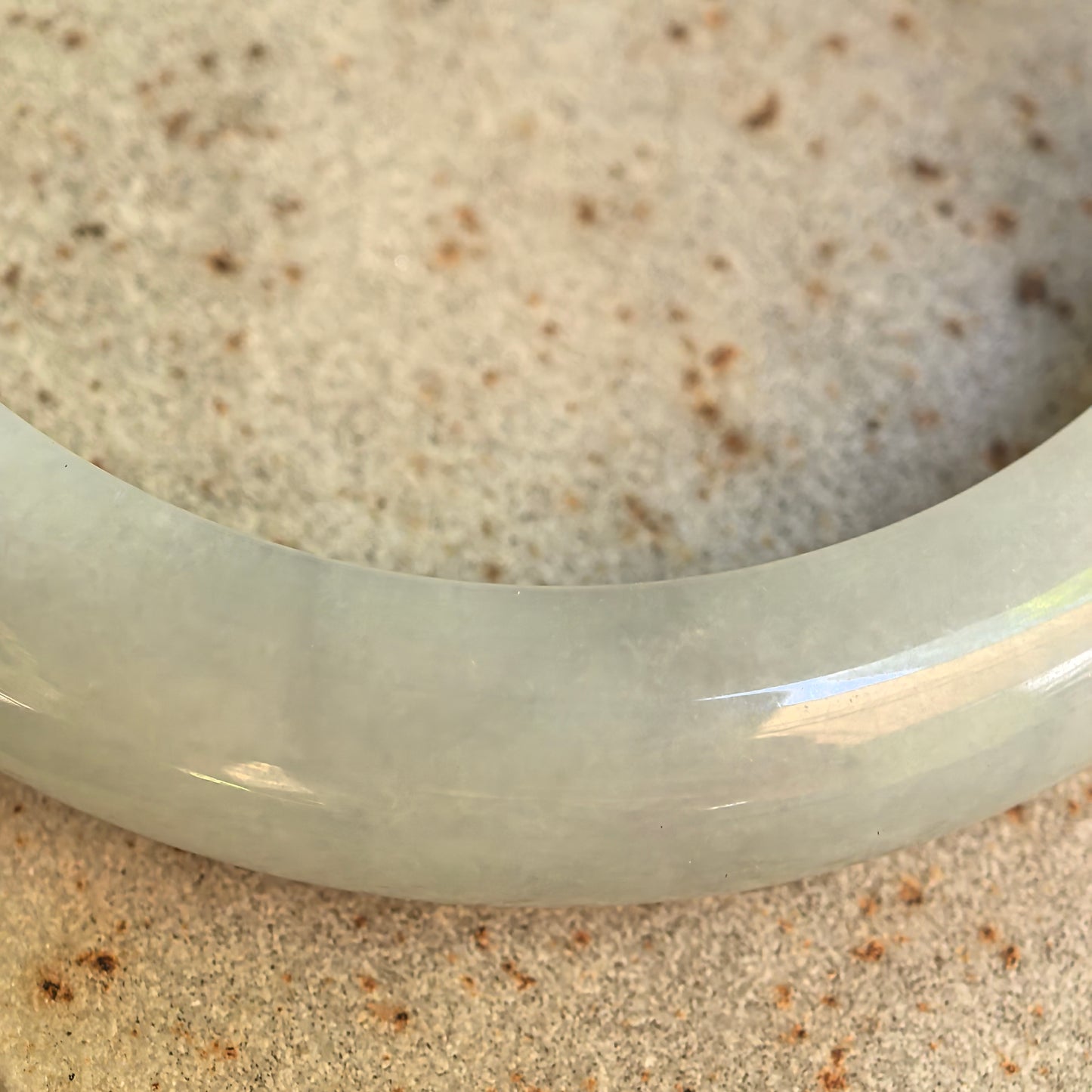 Natural Grade-A Glutinous Pale Green D-Shape Jadeite Bangle · Burmese Jade 52mm
