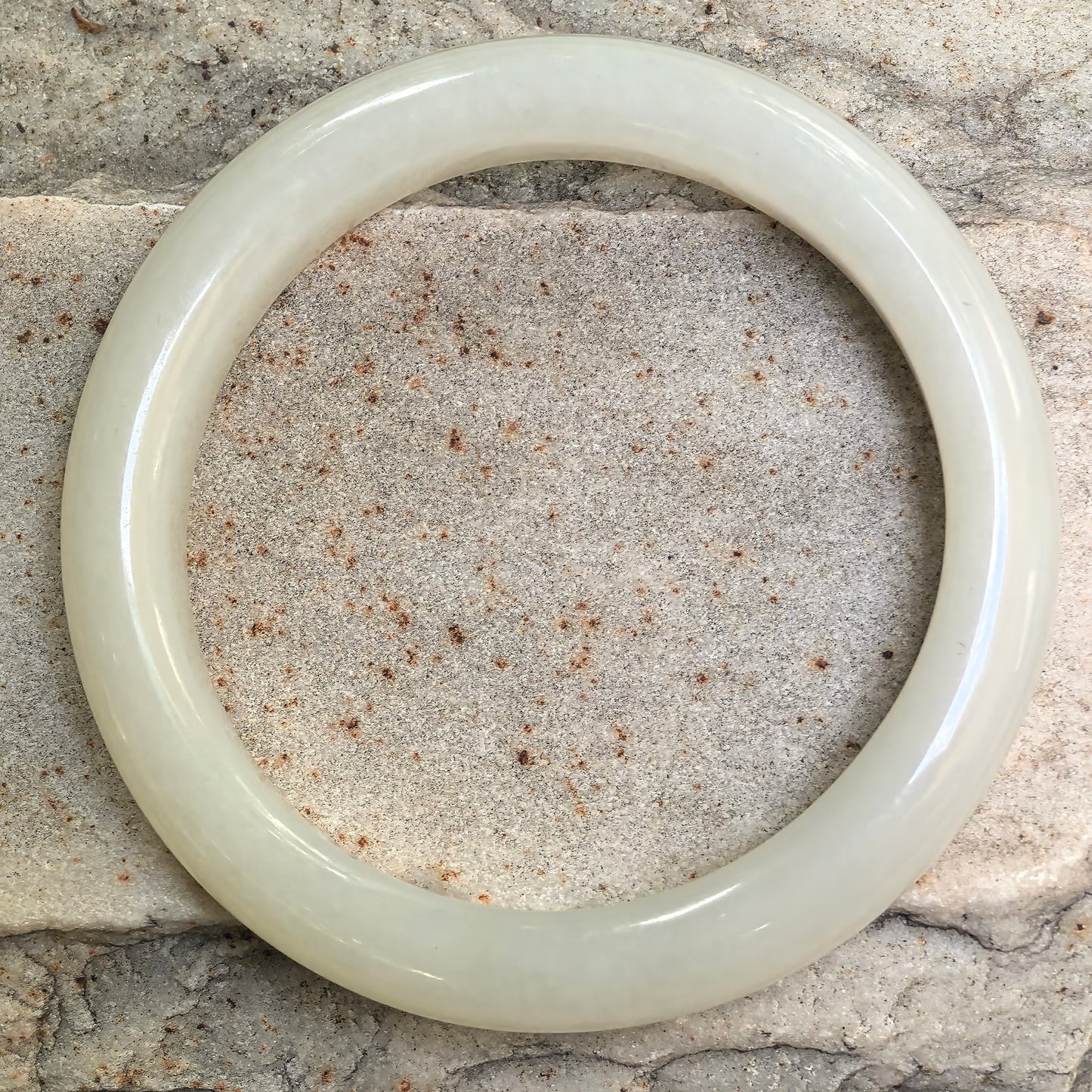 Natural White Nephrite D-shape Bangle · Xinjiang Hetian Jade 57mm
