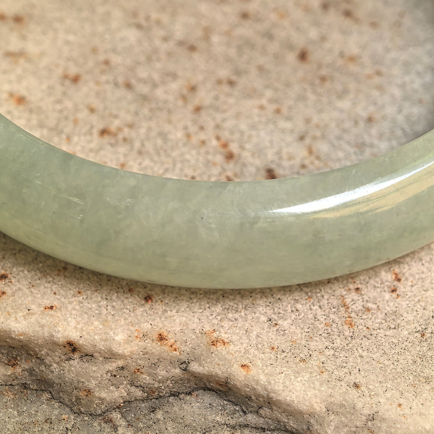 Natural Grade-A Icy Glutinous Mint Green Oval Jadeite Bangle · Burmese Jade 49mm