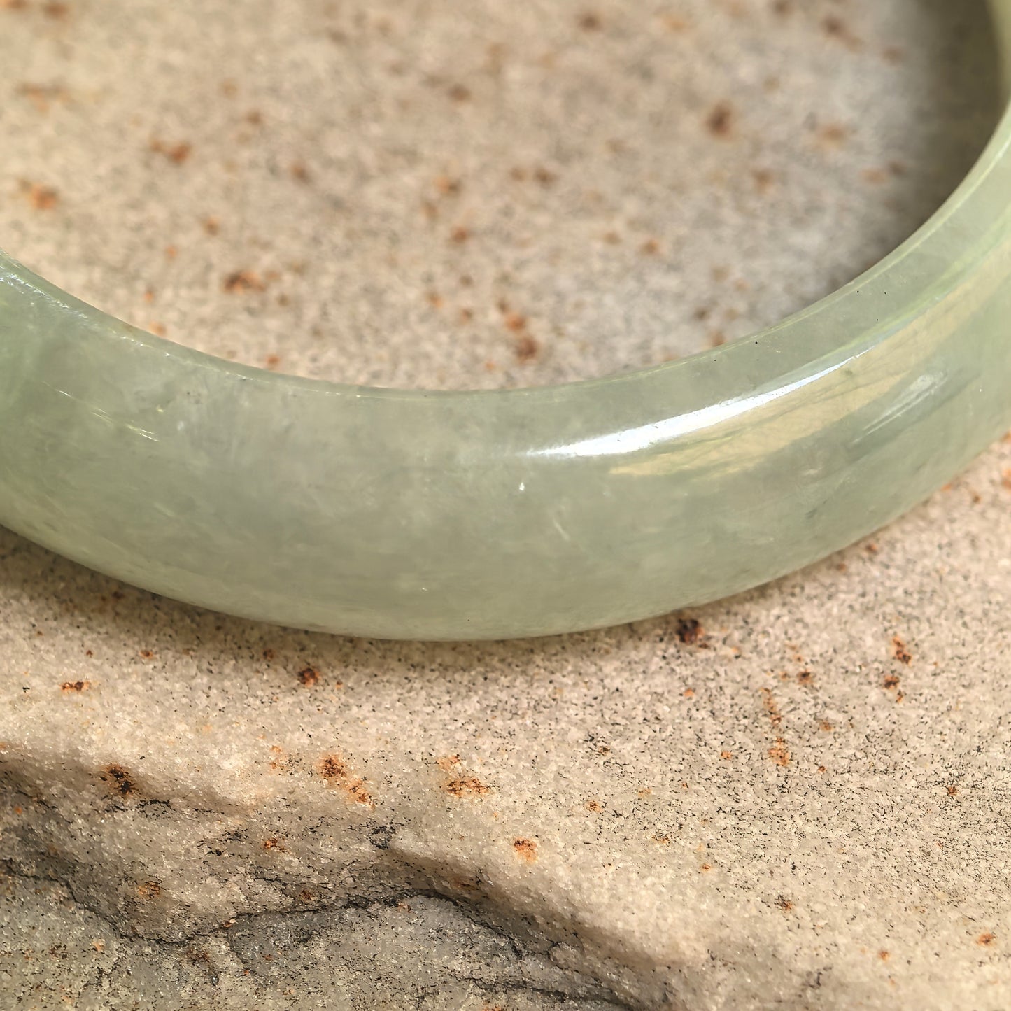 Natural Grade-A Icy Glutinous Mint Green Oval Jadeite Bangle · Burmese Jade 49mm