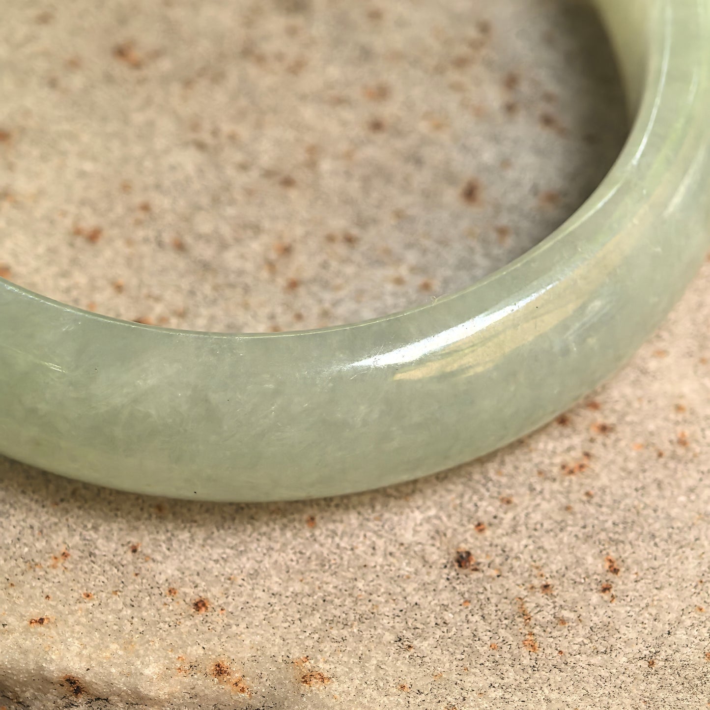 Natural Grade-A Icy Glutinous Mint Green Oval Jadeite Bangle · Burmese Jade 49mm