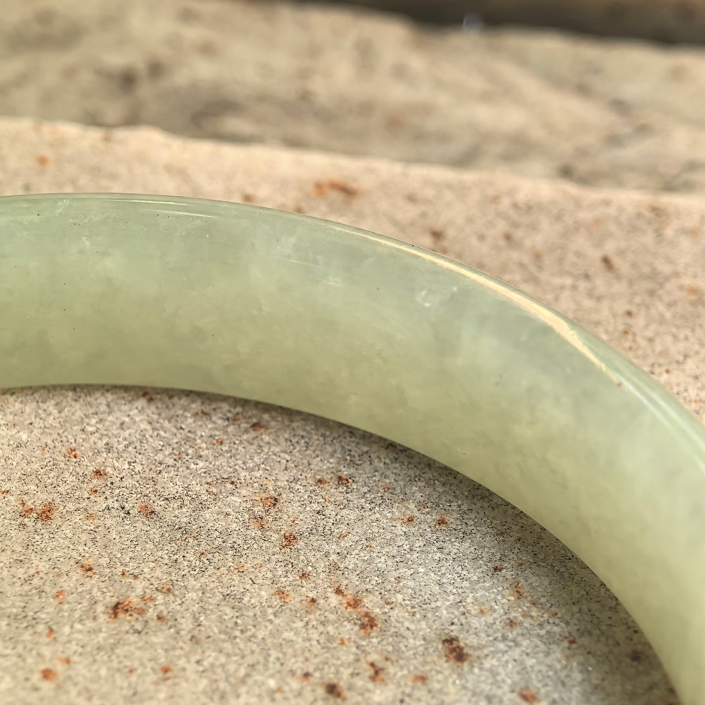 Natural Grade-A Icy Glutinous Mint Green Oval Jadeite Bangle · Burmese Jade 49mm
