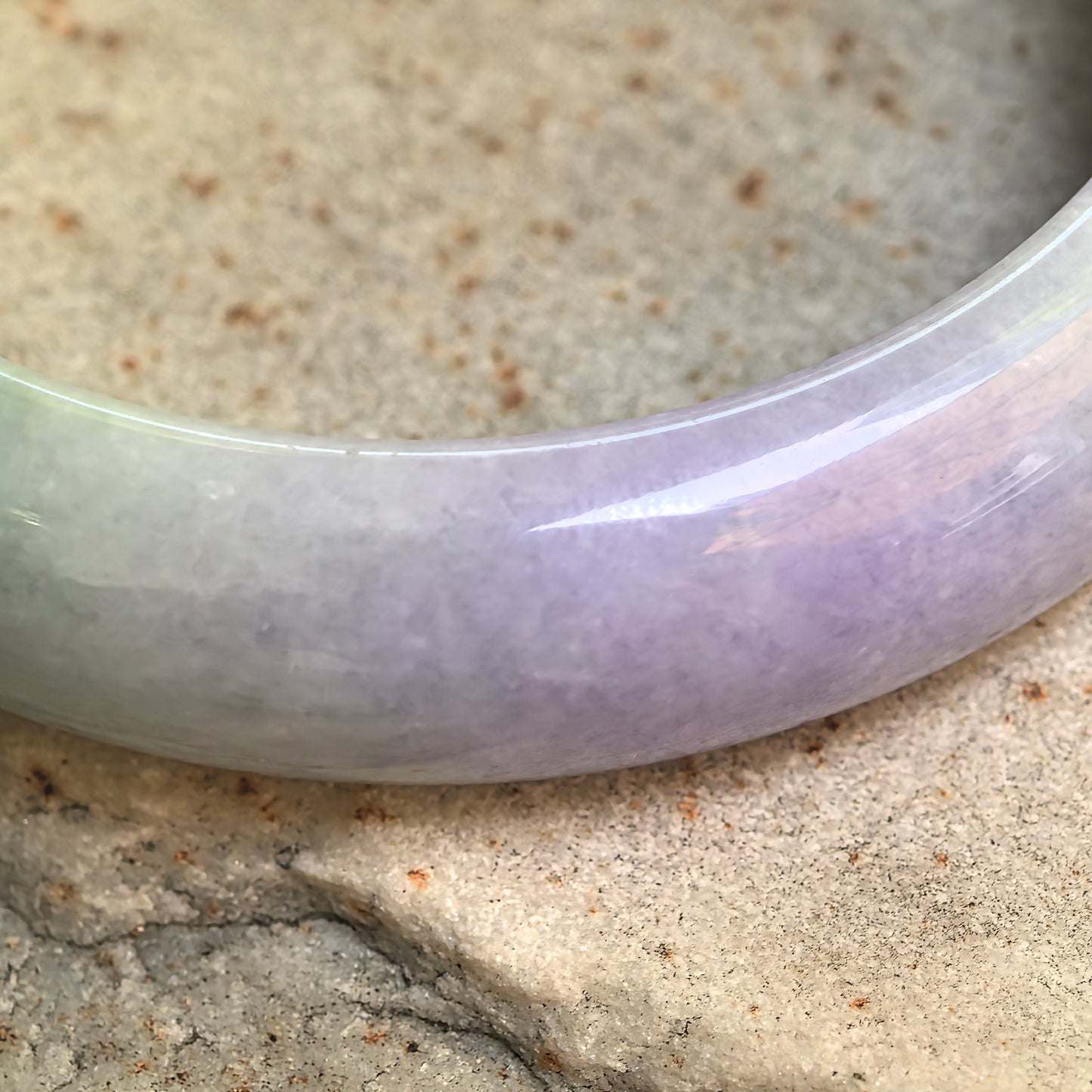Natural Grade-A Bean Glutinous Light Green Lavender D-Shape Jadeite Bangle · Burmese Jade 58mm