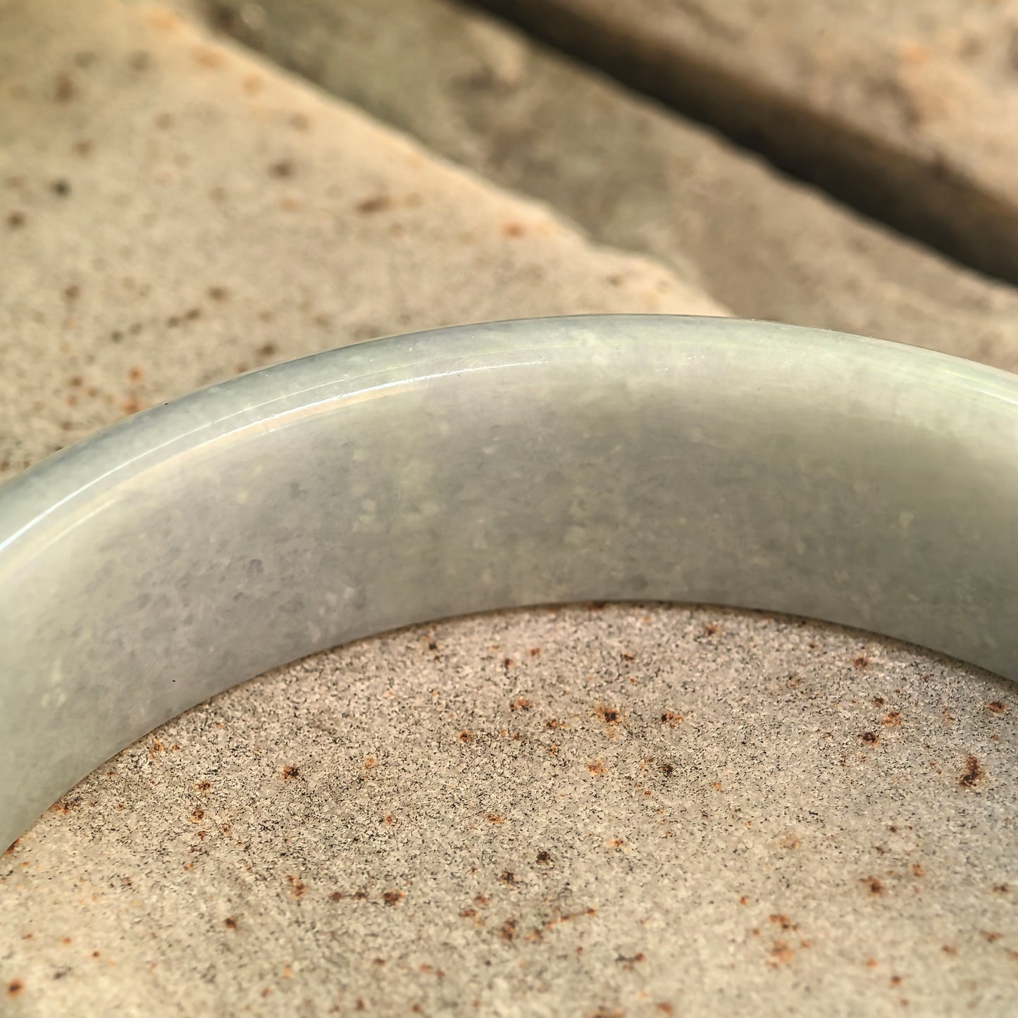 Natural Grade-A Bean Glutinous Light Green Lavender D-Shape Jadeite Bangle · Burmese Jade 58mm