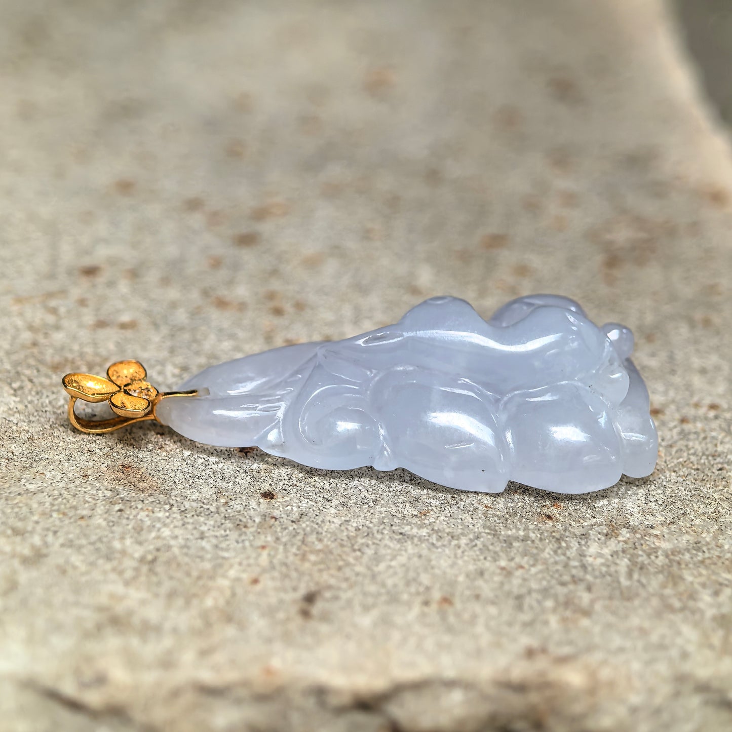 Natural Grade-A Icy Glutinous Lavender Nine-Tailed Fox Jadeite Pendant · Burmese Jade