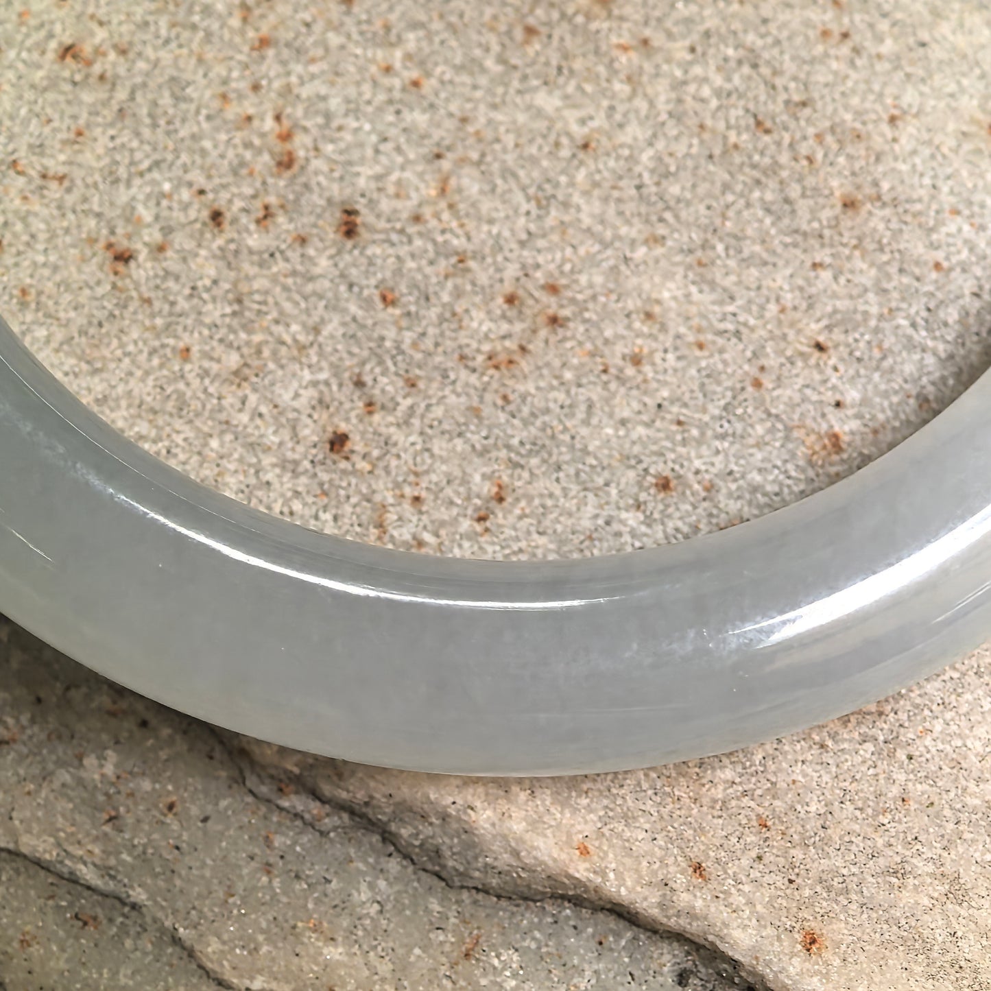 Natural Grade-A Icy Glutinous Pale Green Round Jadeite Bangle · Burmese Jade 56mm